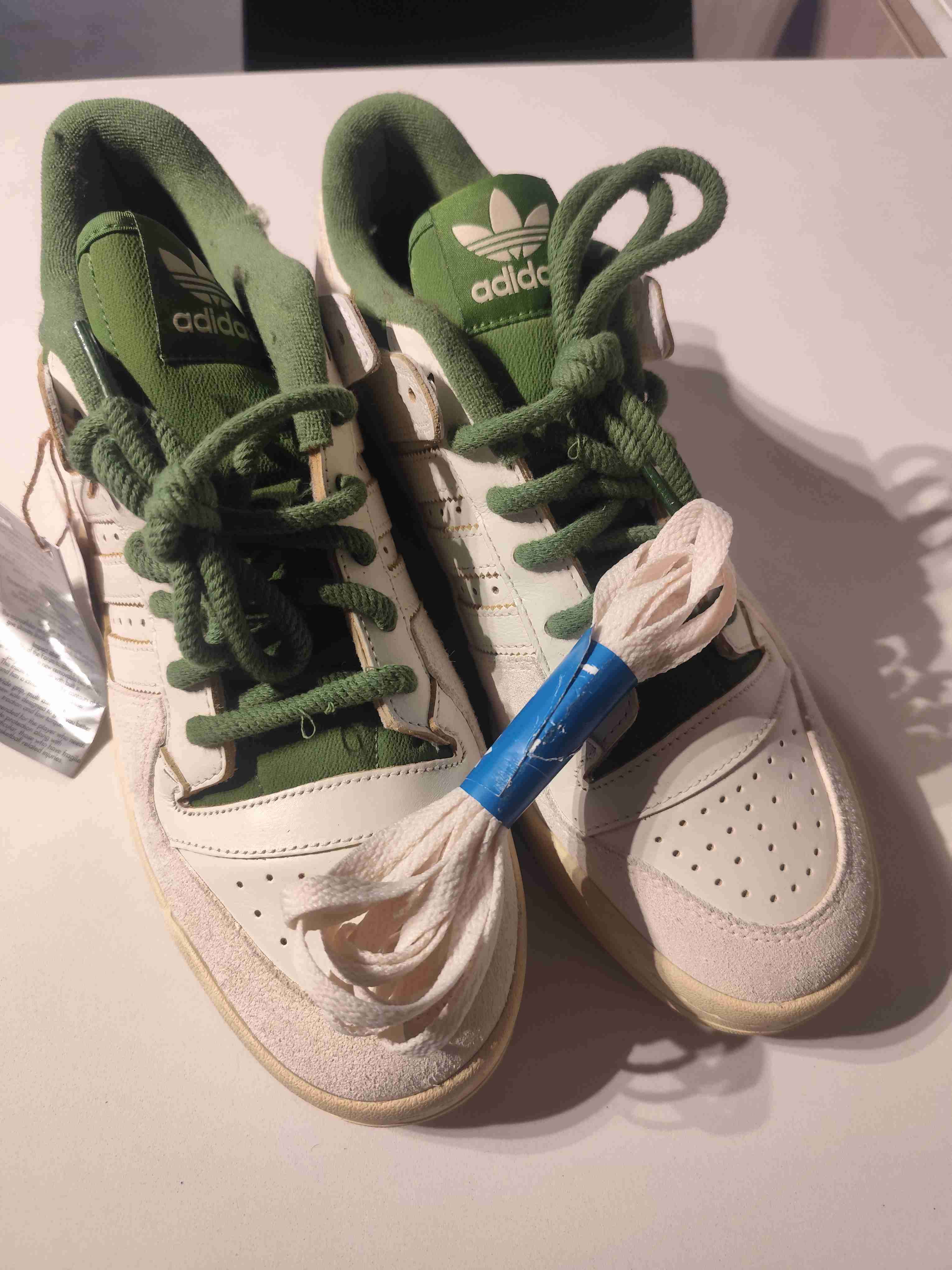 Zapatillas blancas adidas verdes - miniatura 2