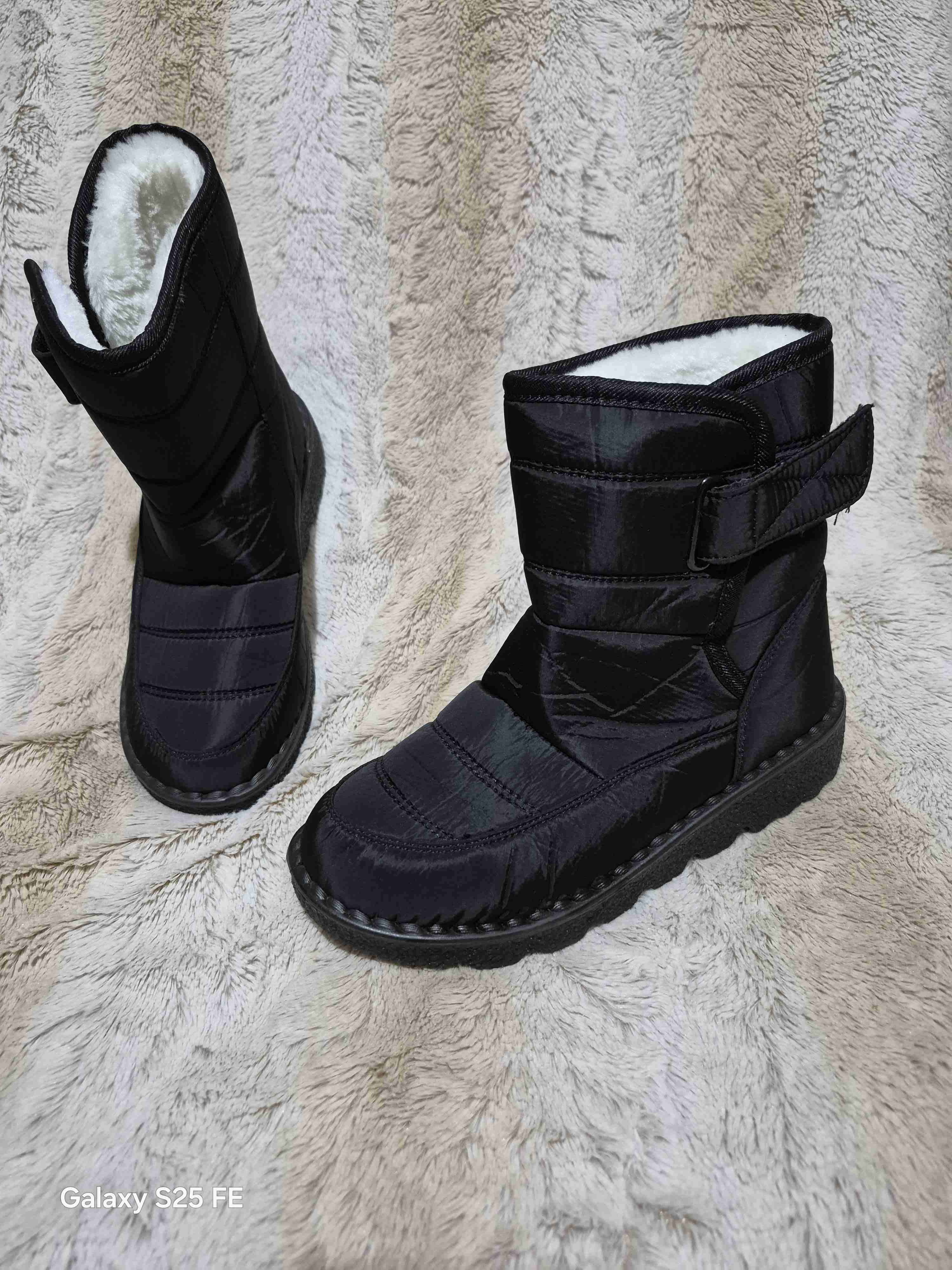 Zapatos de cuero negro y botines. - miniatura 3