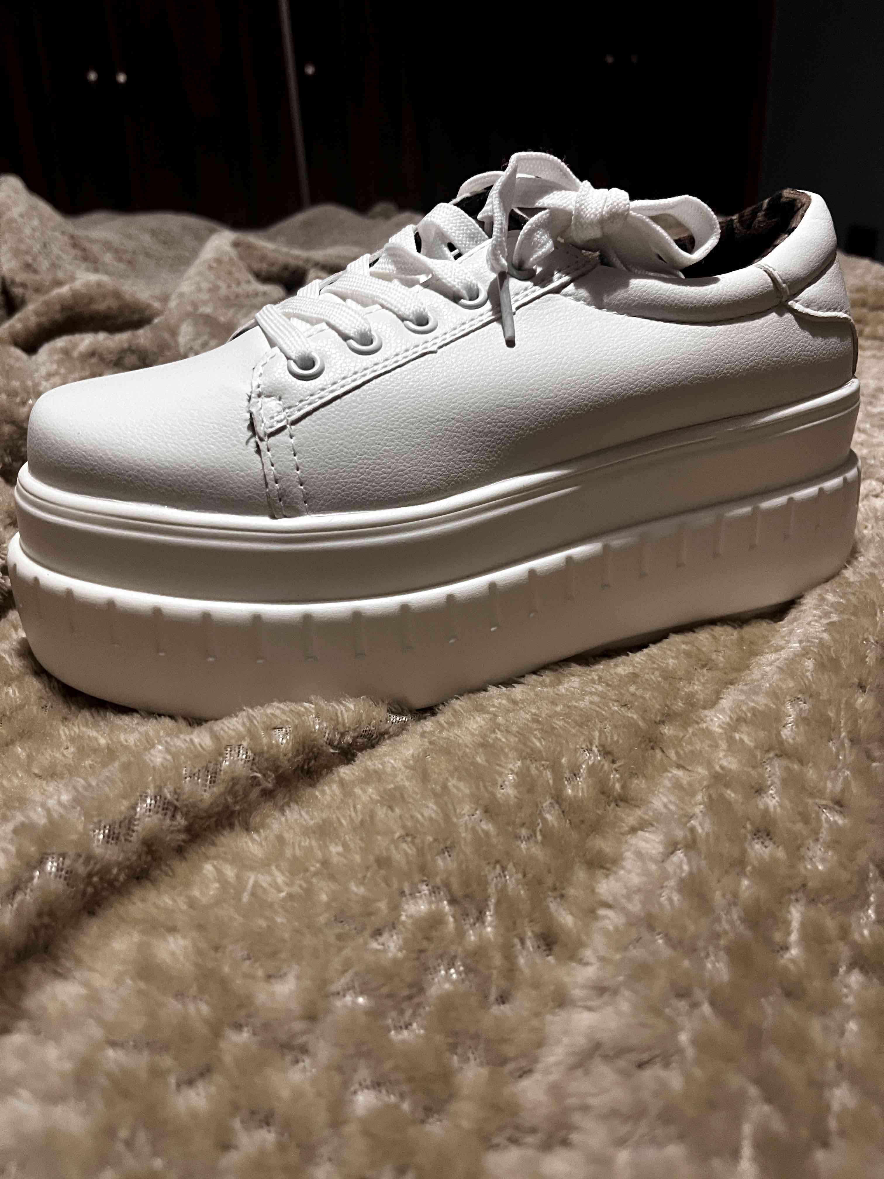 Zapatillas deportivas blancas - miniatura 2