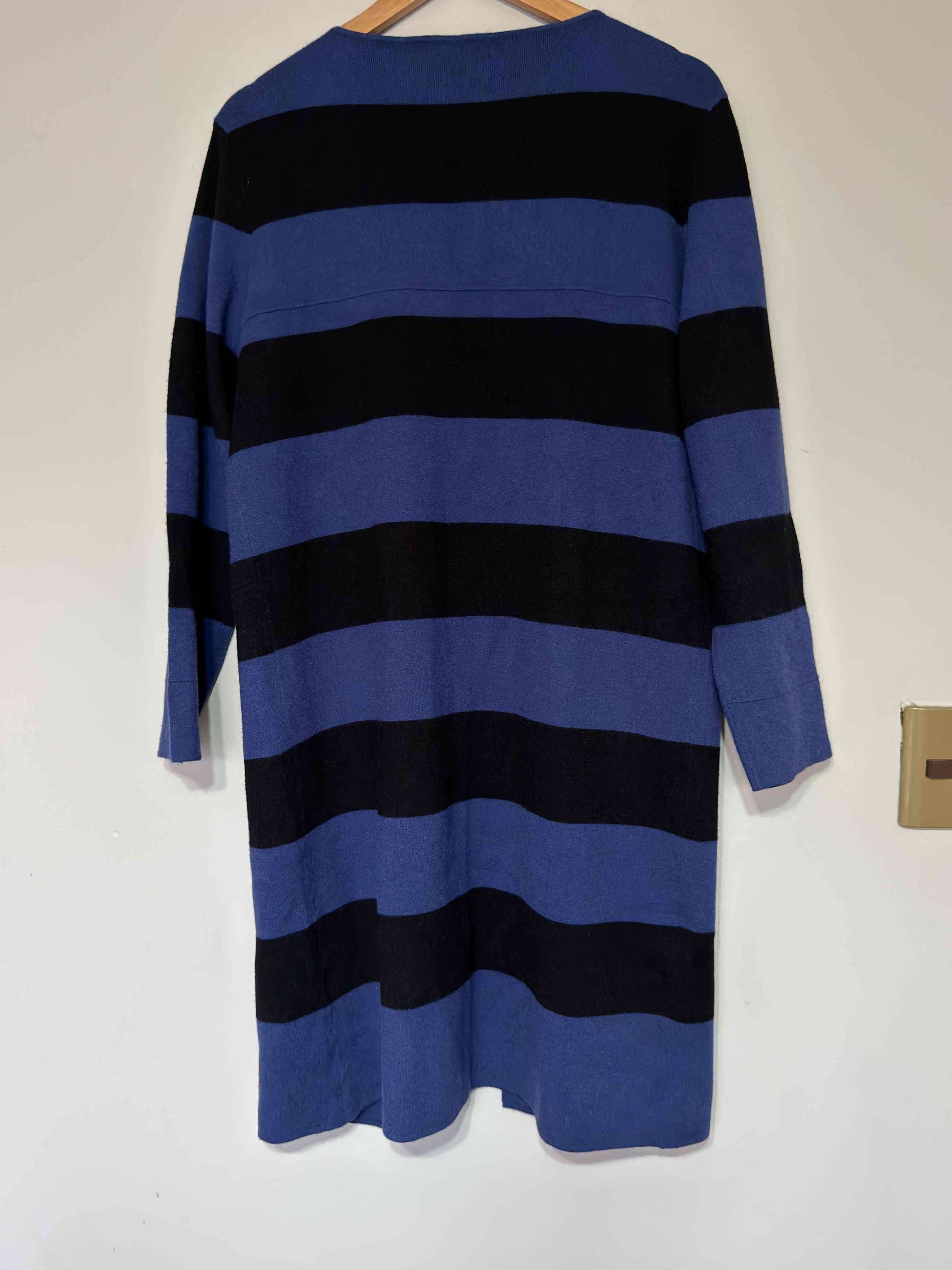 Cárdigan a rayas azul y negro - miniatura 2