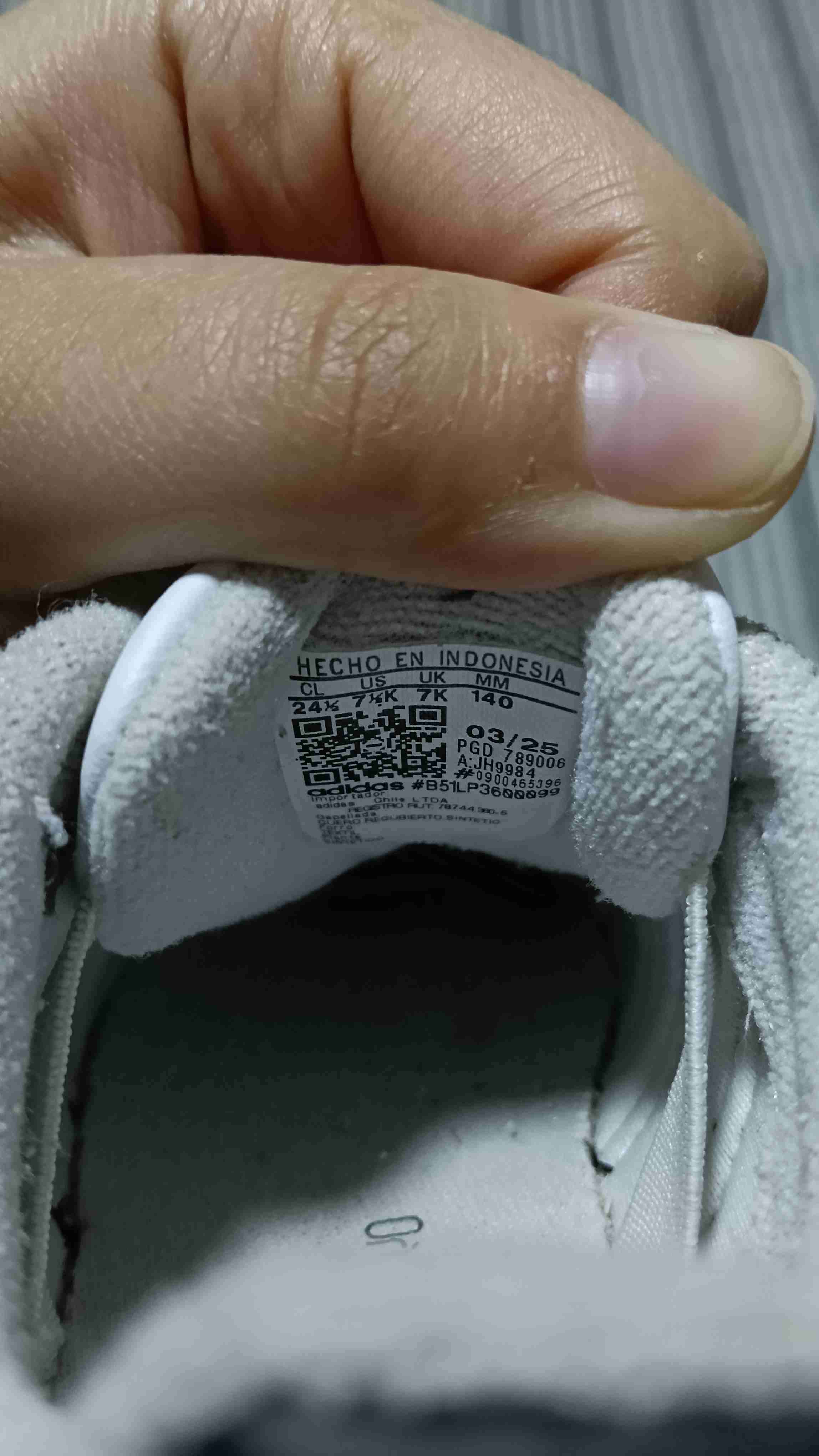 Zapatillas infantiles deportivas blancas - miniatura 2