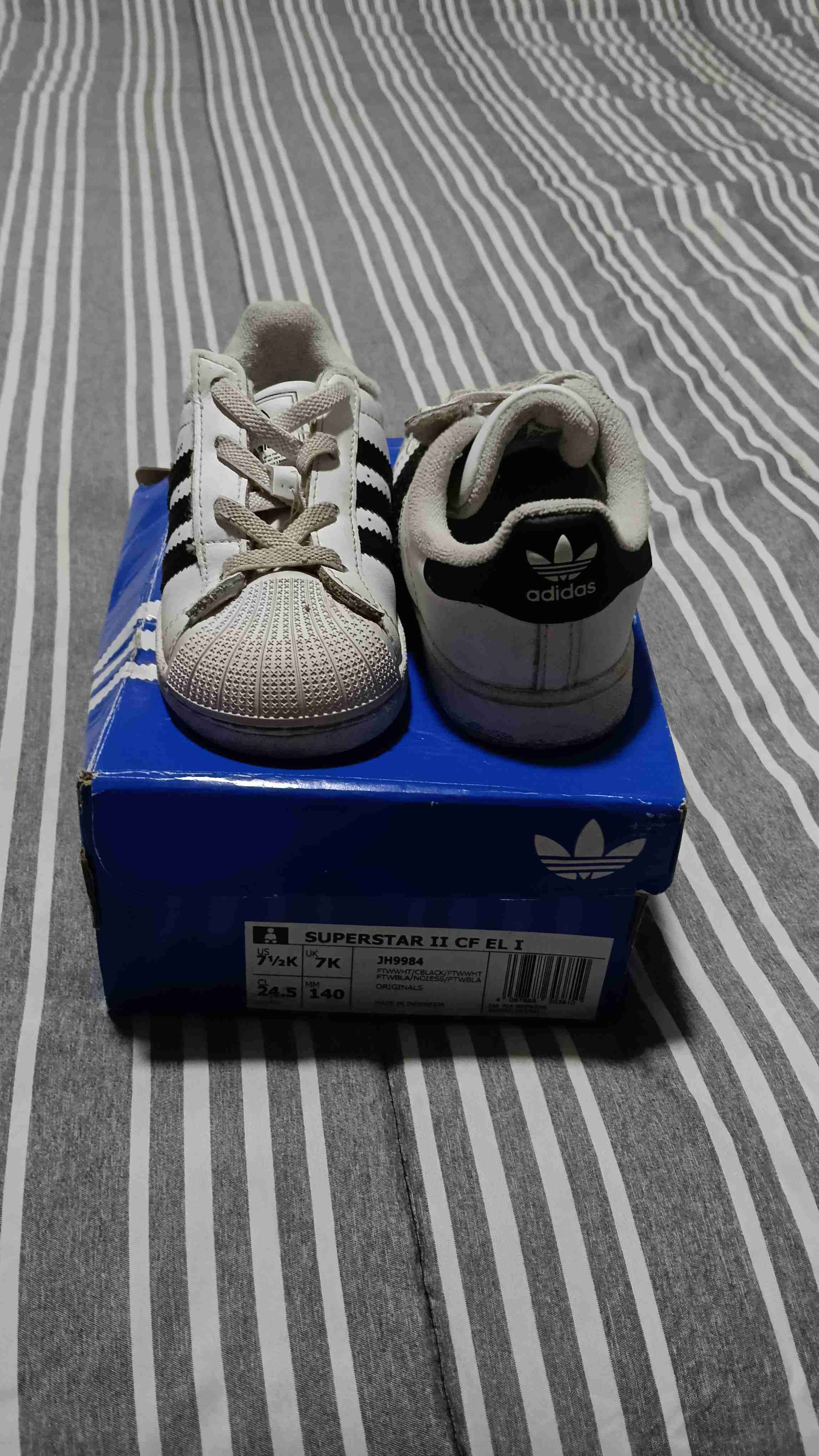 Zapatillas infantiles deportivas blancas - miniatura 3