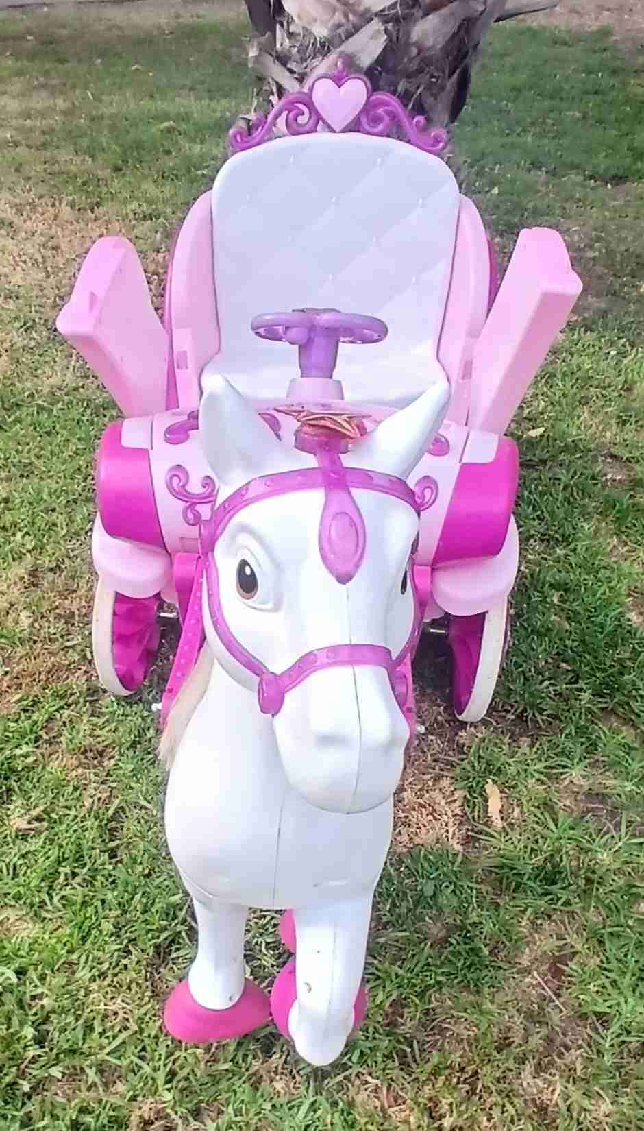 Carruaje de princesa a batería - miniatura 5