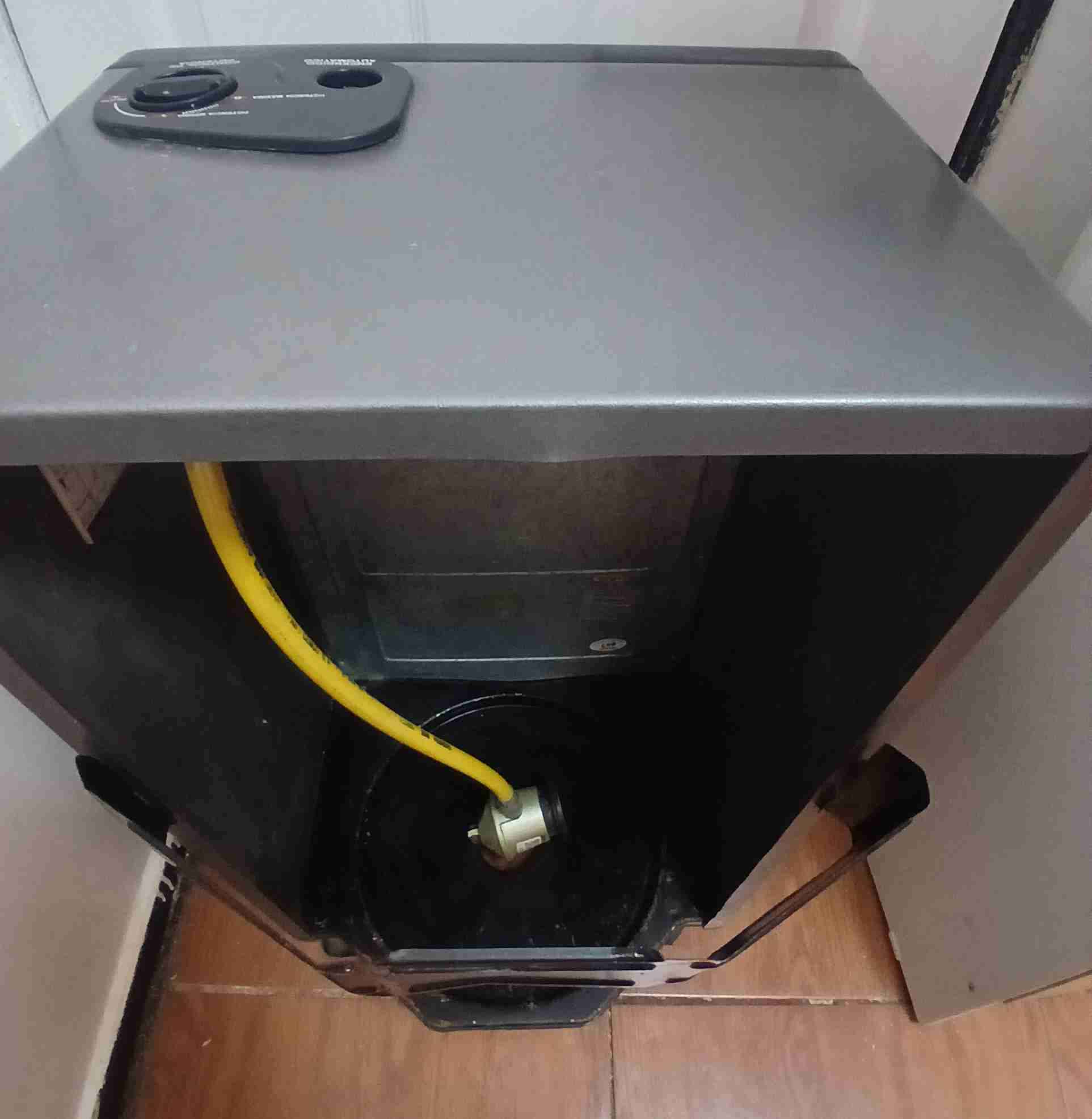 Estufa a gas Mademsa Vitale 15 - miniatura 3