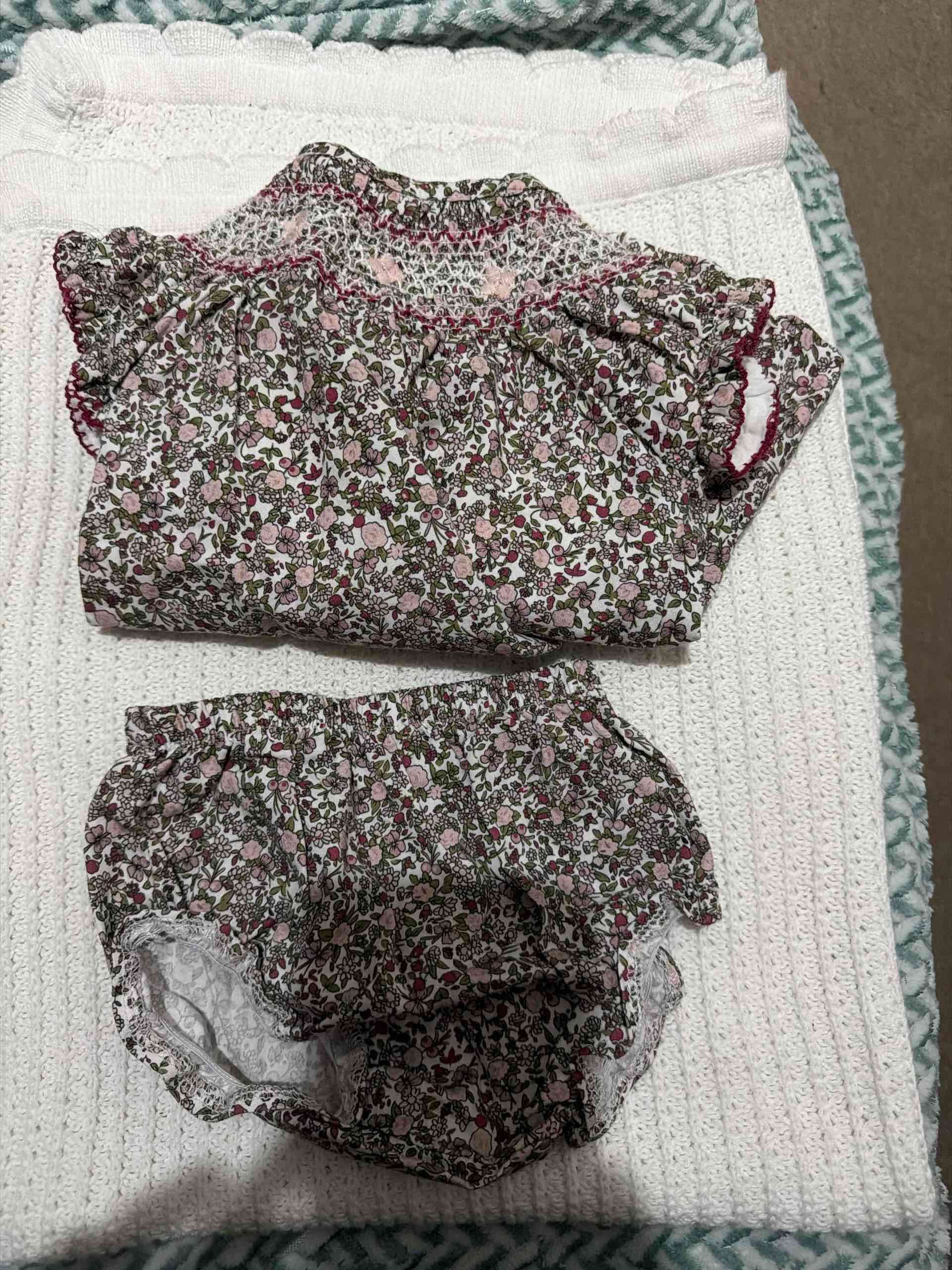 Mini vestido con cubre pañal - miniatura 3