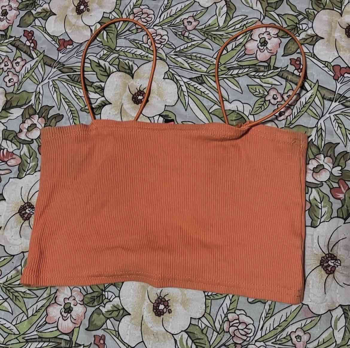 Top con tirantes naranja - miniatura 1