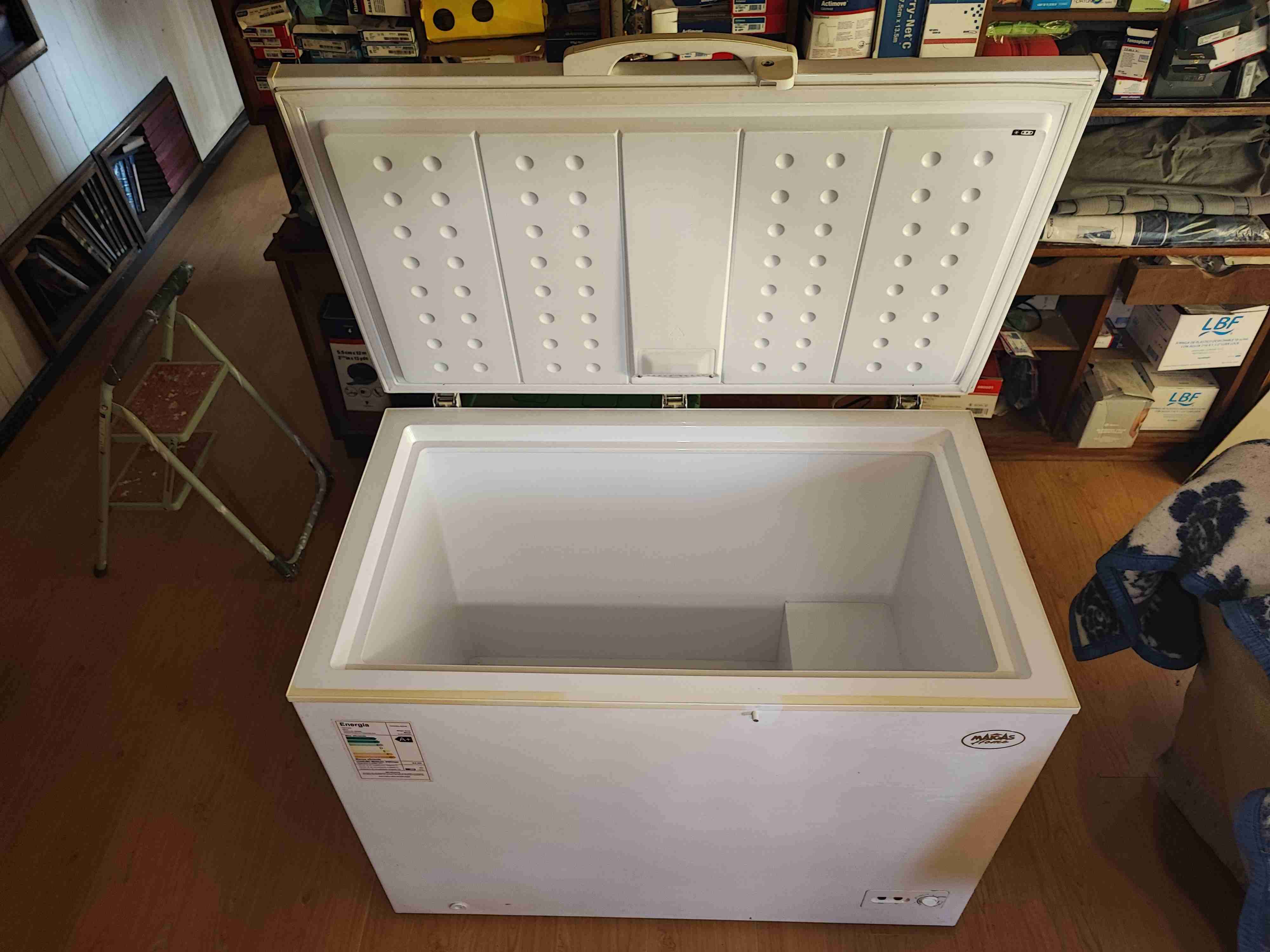 Congelador horizontal MAIGAS 297 lts - miniatura 1