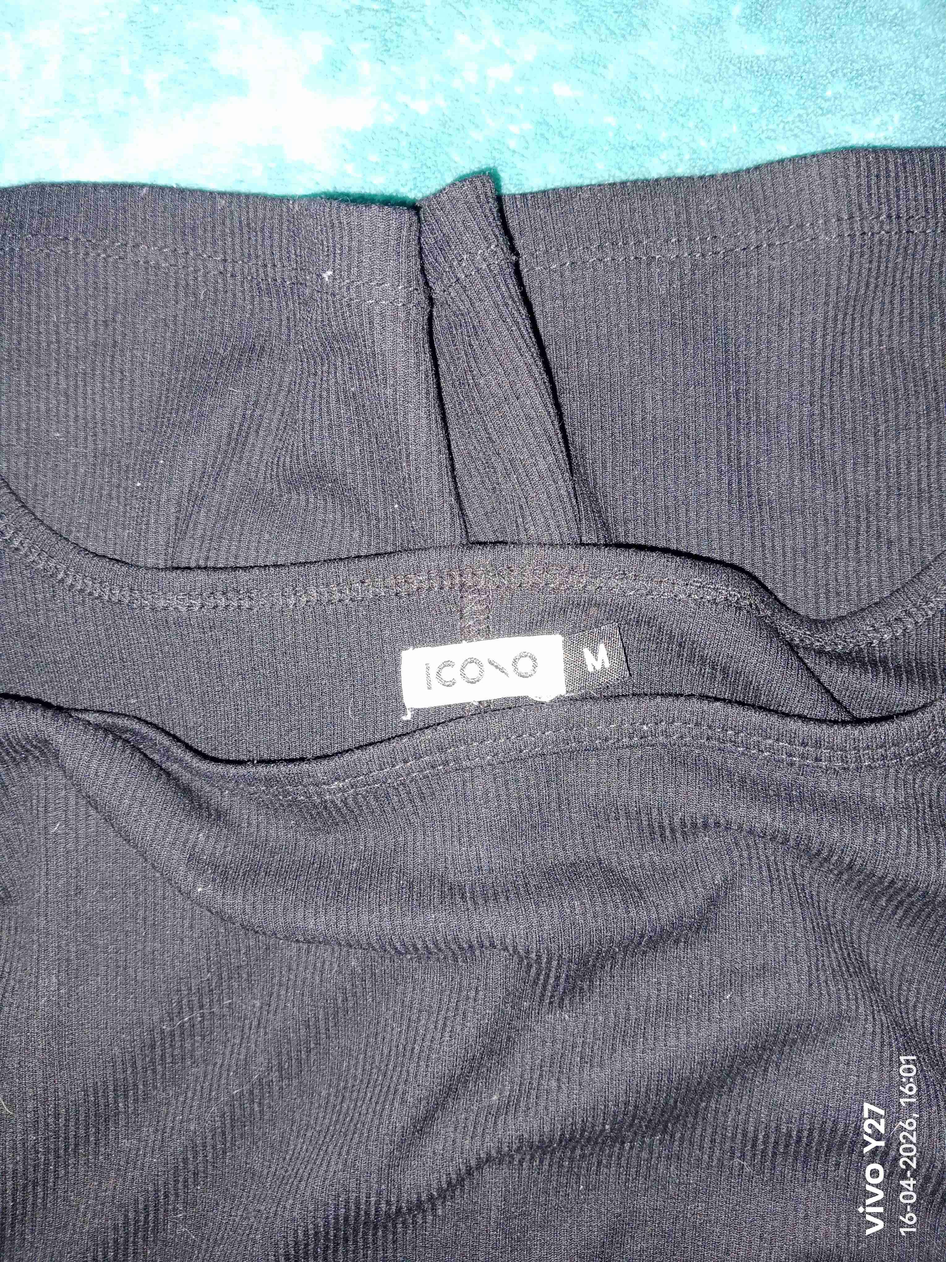 Vestido negro sin mangas - miniatura 2