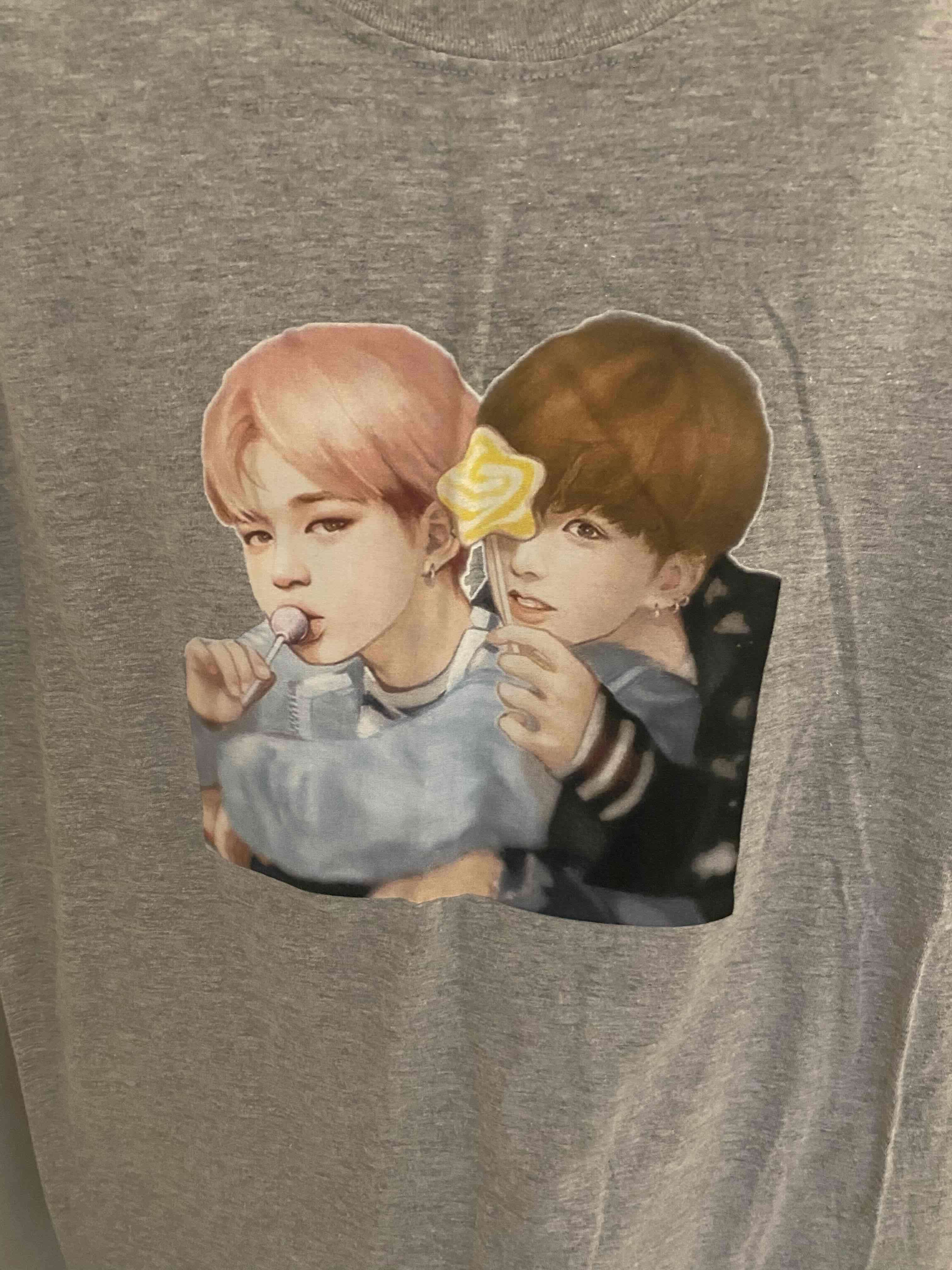 Camiseta Gris Jimin y Jungkook BTS Kpop Talla S - miniatura 2
