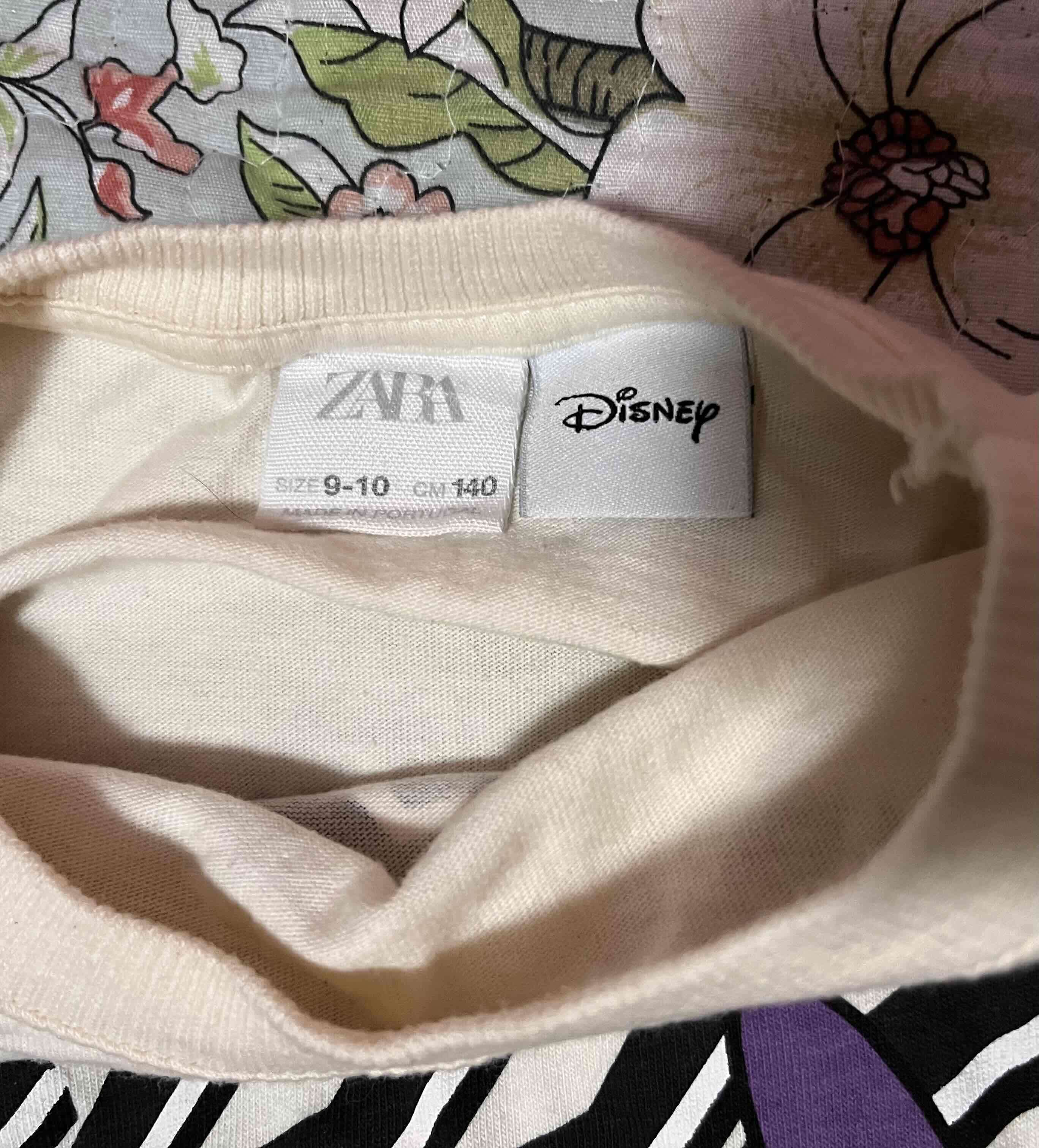 Polerón con diseño de Stitch - miniatura 2