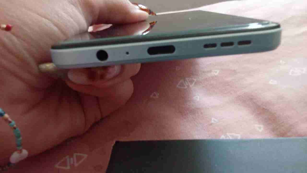 Celular Motorola Moto g84 5g - miniatura 3