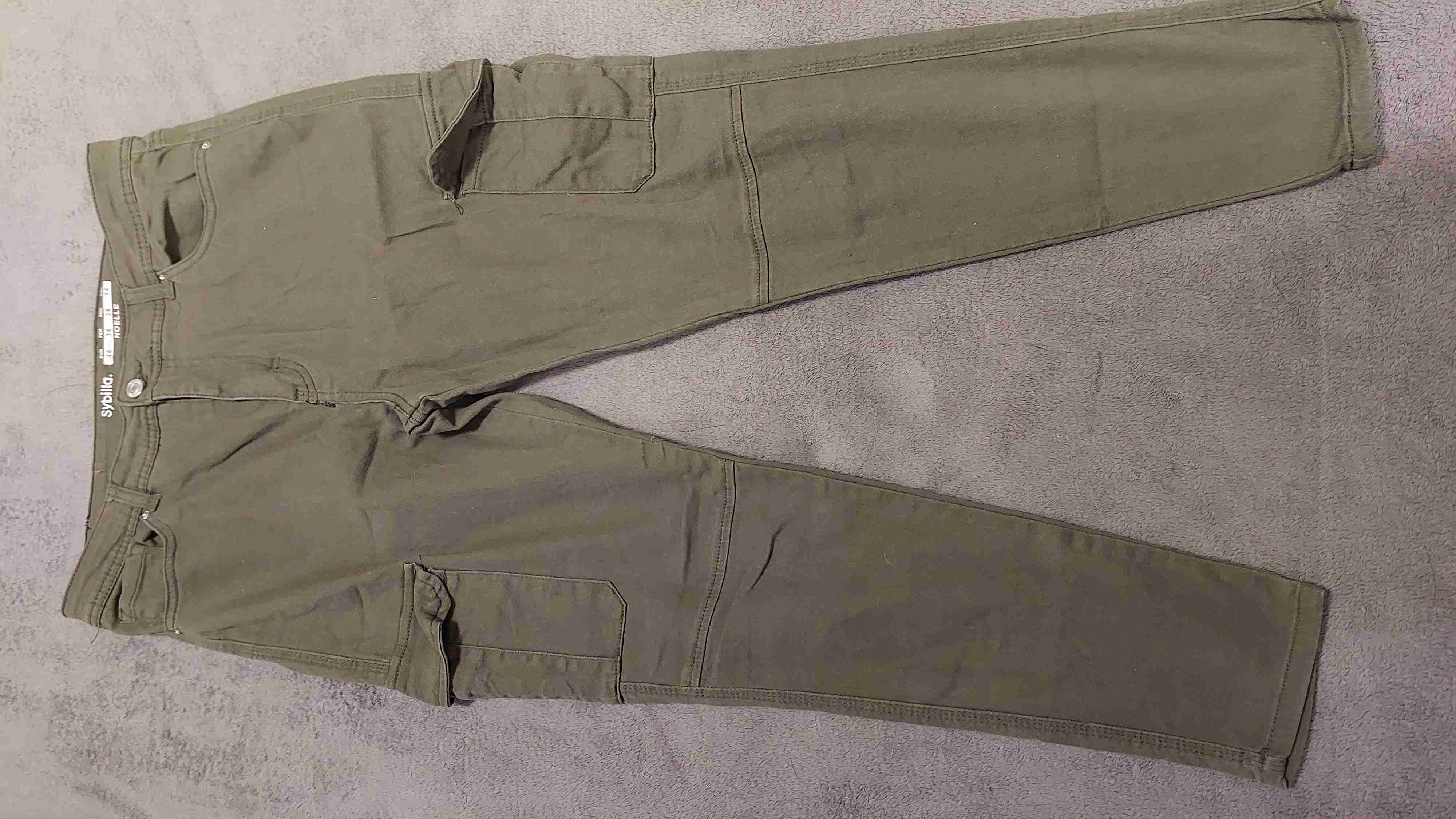 Pantalón cargo verde oliva - miniatura 1