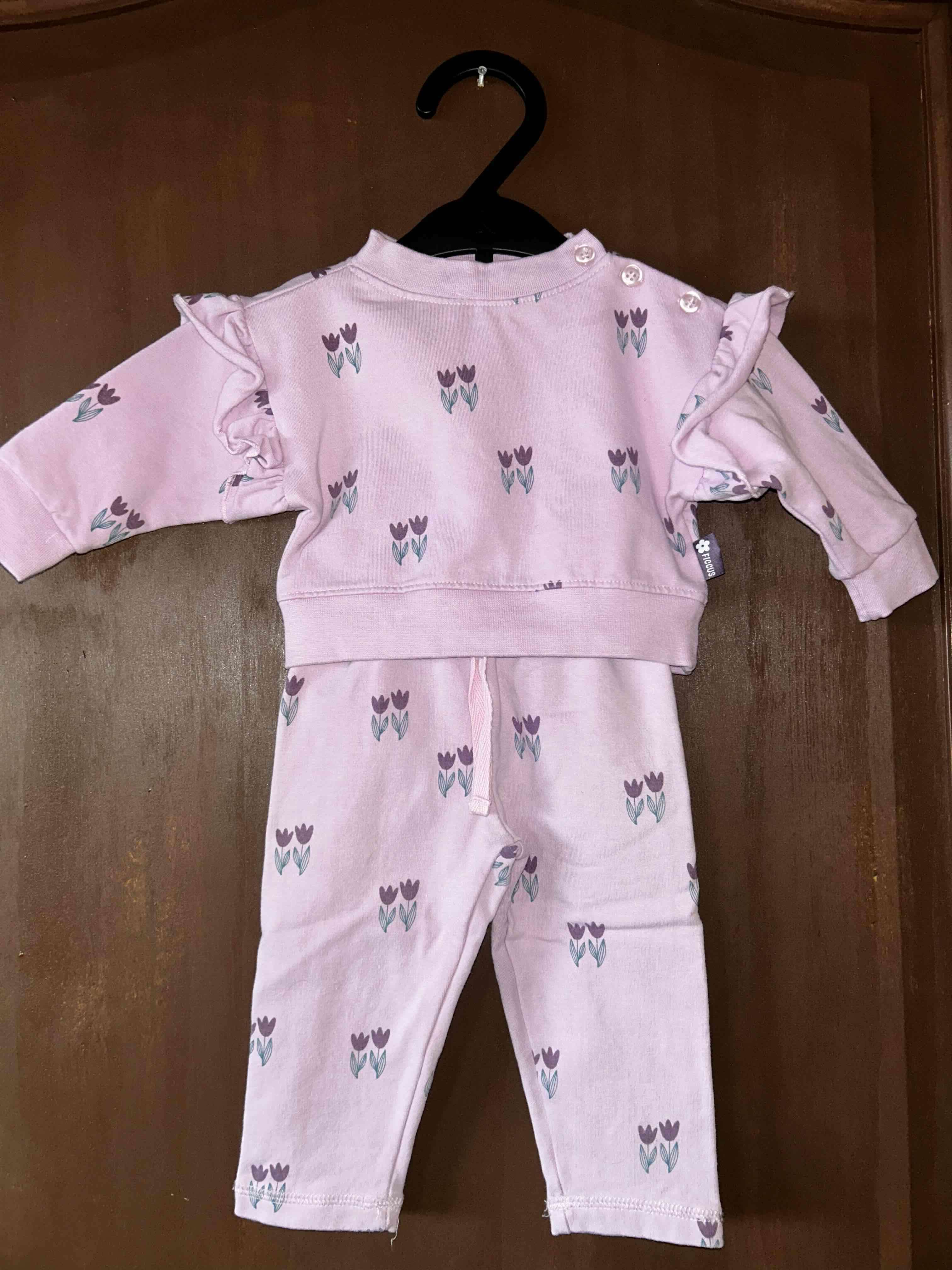 Conjunto bebé FICCUS 3 MESES