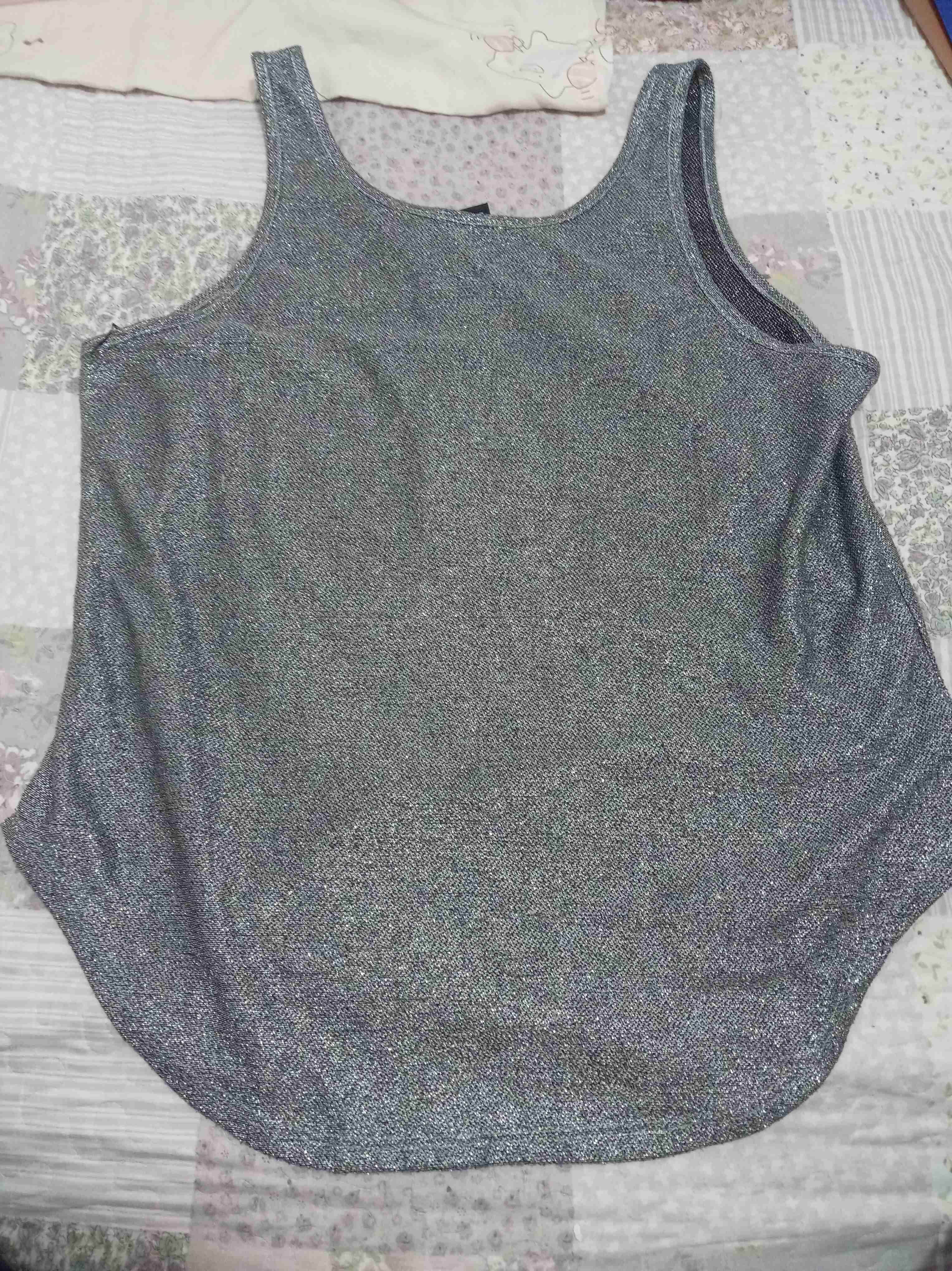 Polera sin mangas gris metálico brillante - miniatura 2