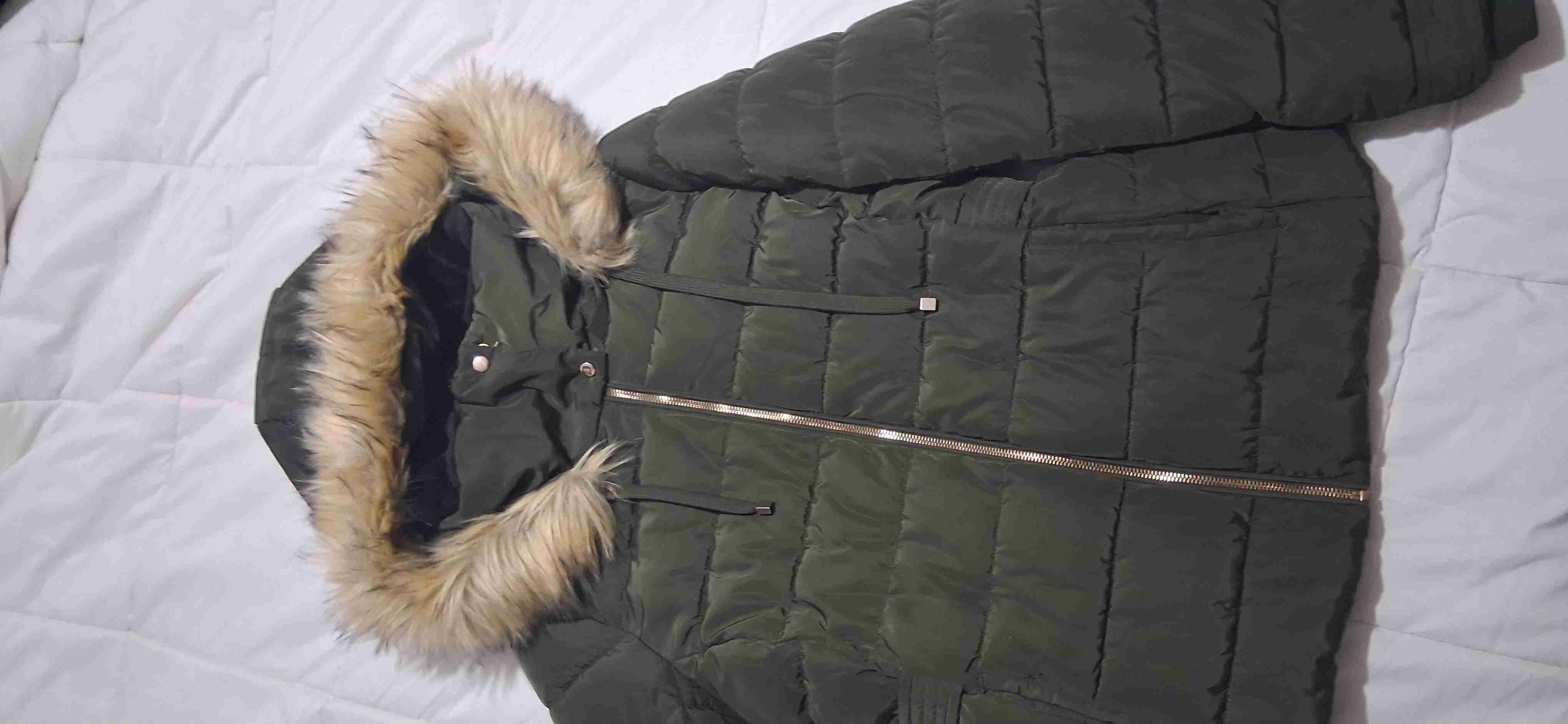 Parka de pluma con capucha de piel - miniatura 1