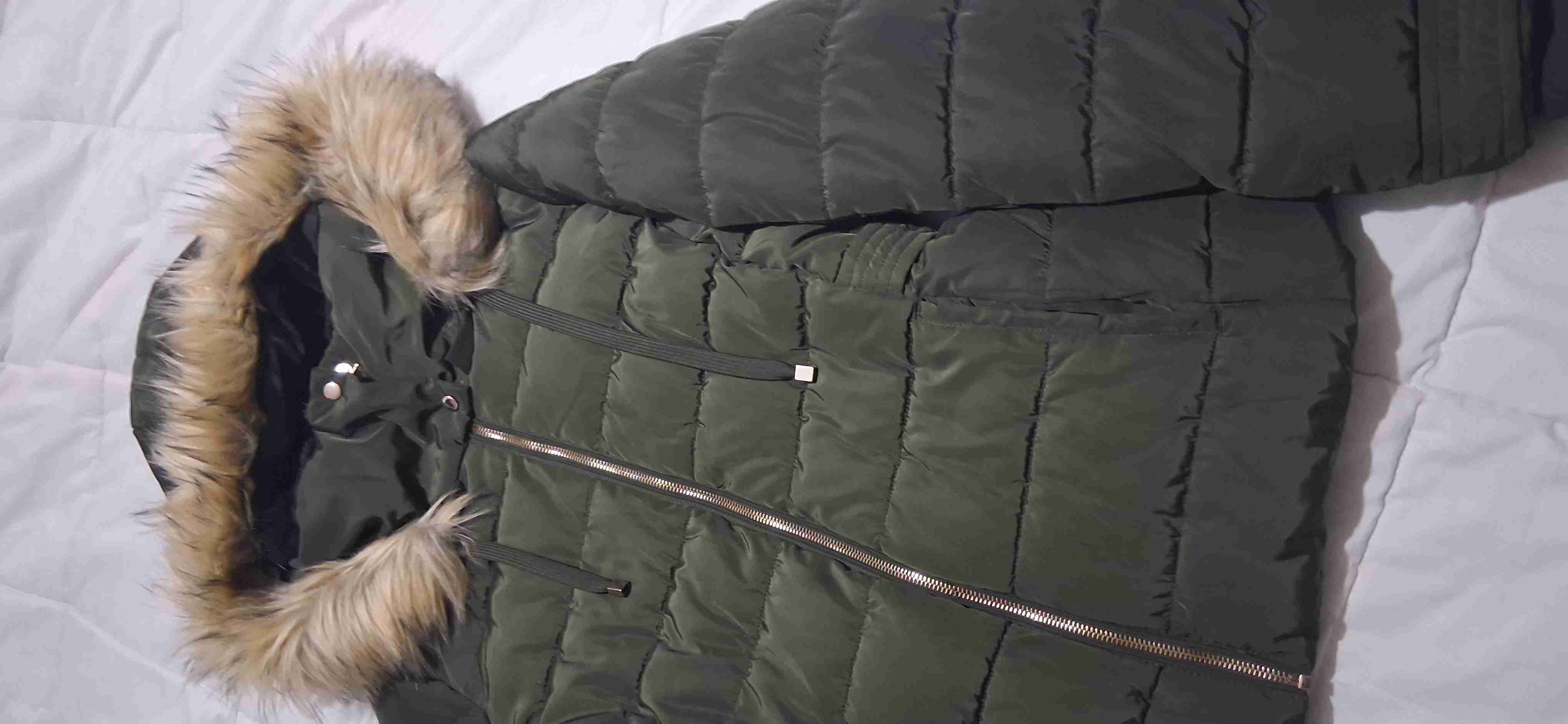 Parka de pluma con capucha de piel - miniatura 2