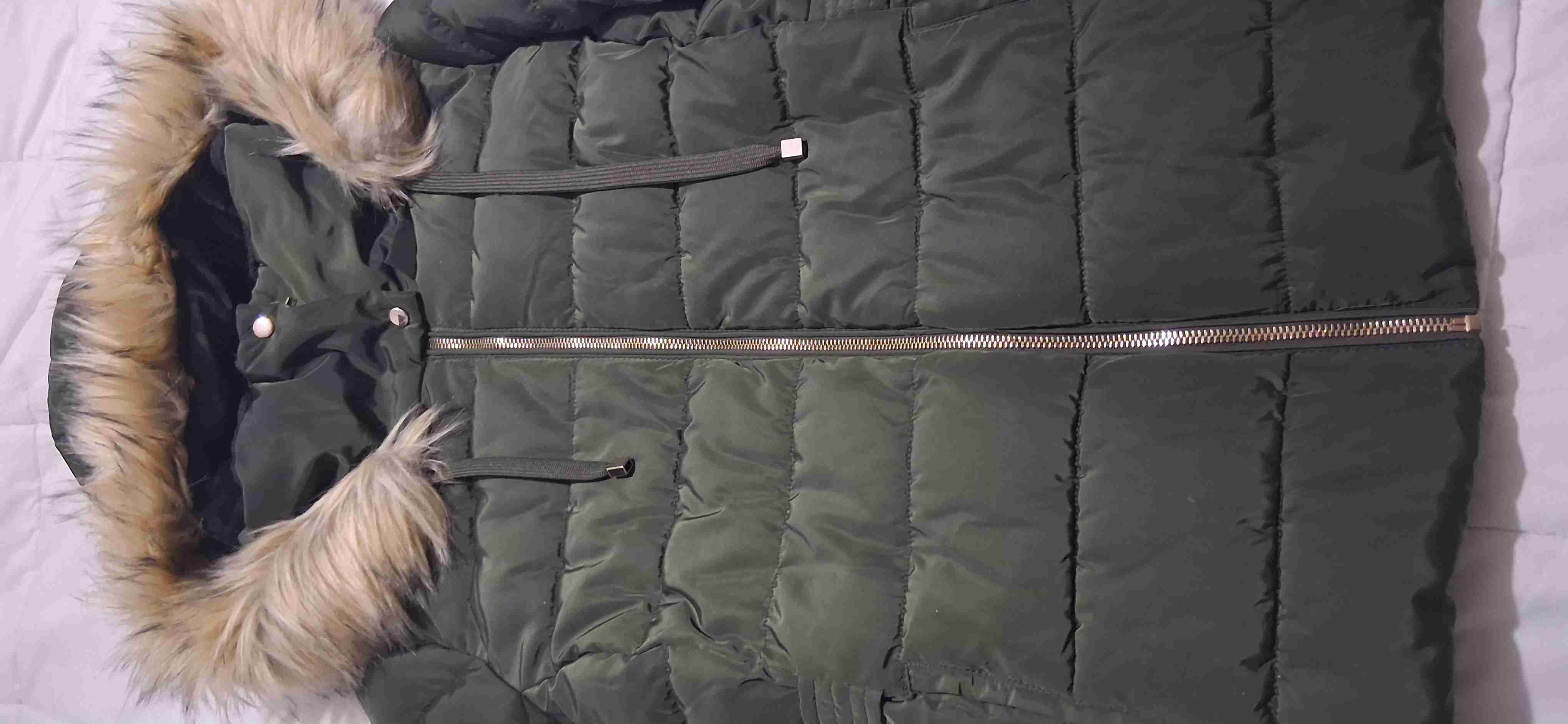 Parka de pluma con capucha de piel - miniatura 6