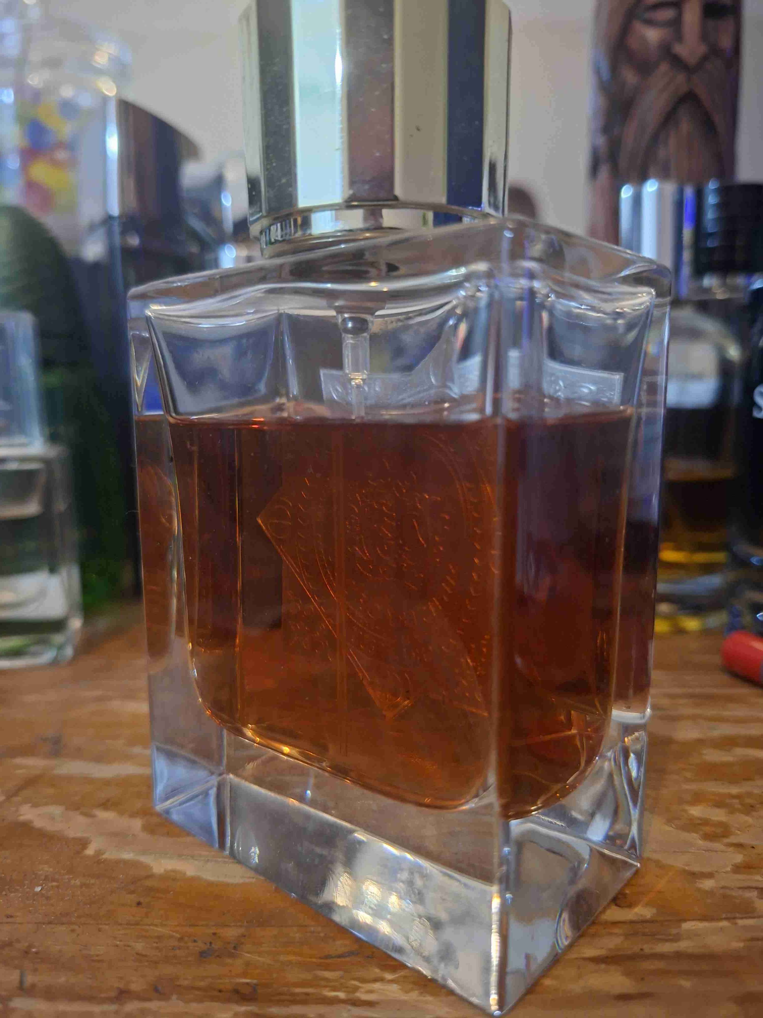 Perfume Ministry of Oud 100ml - miniatura 2