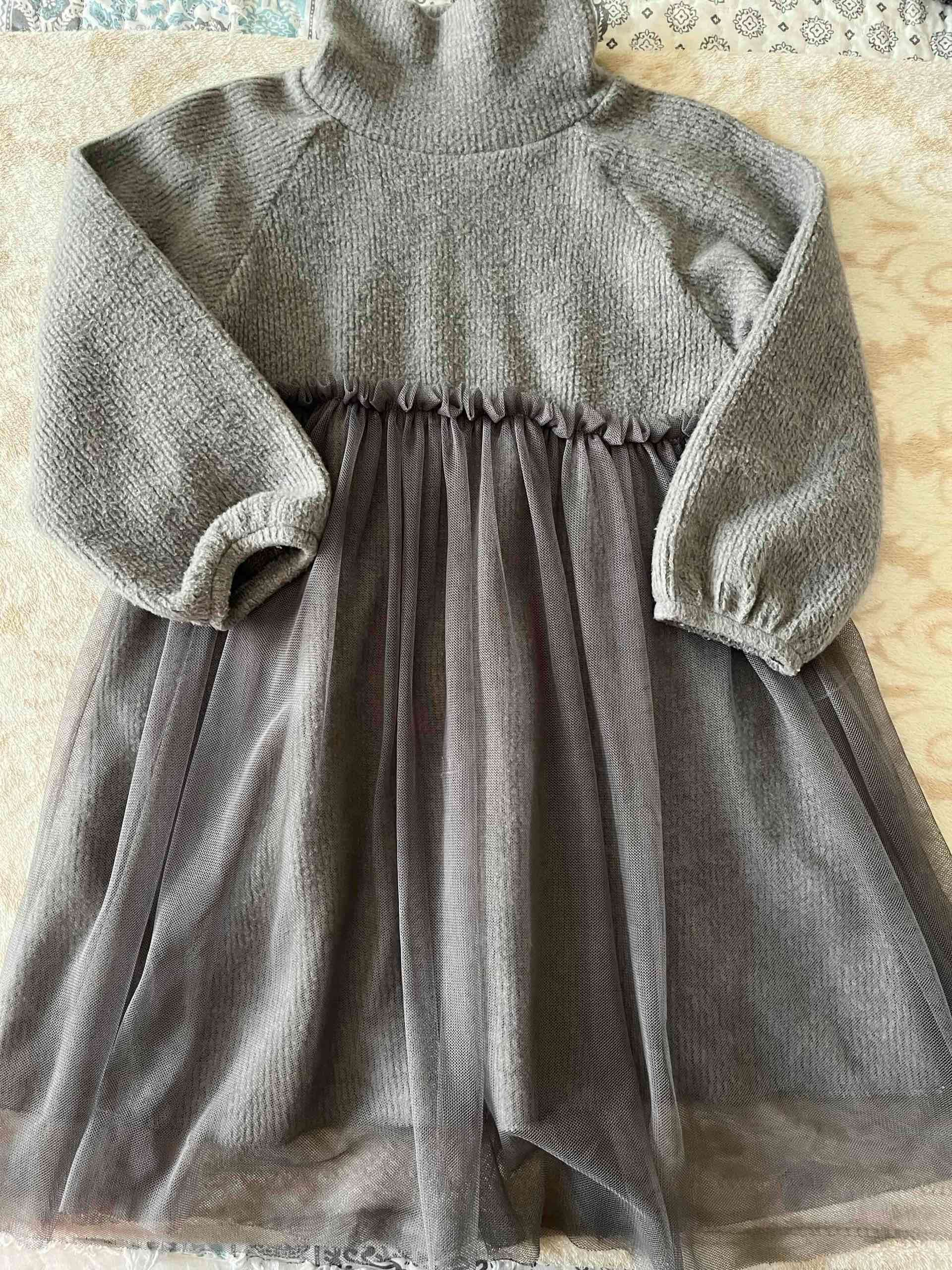 Vestido de lana gris para niña