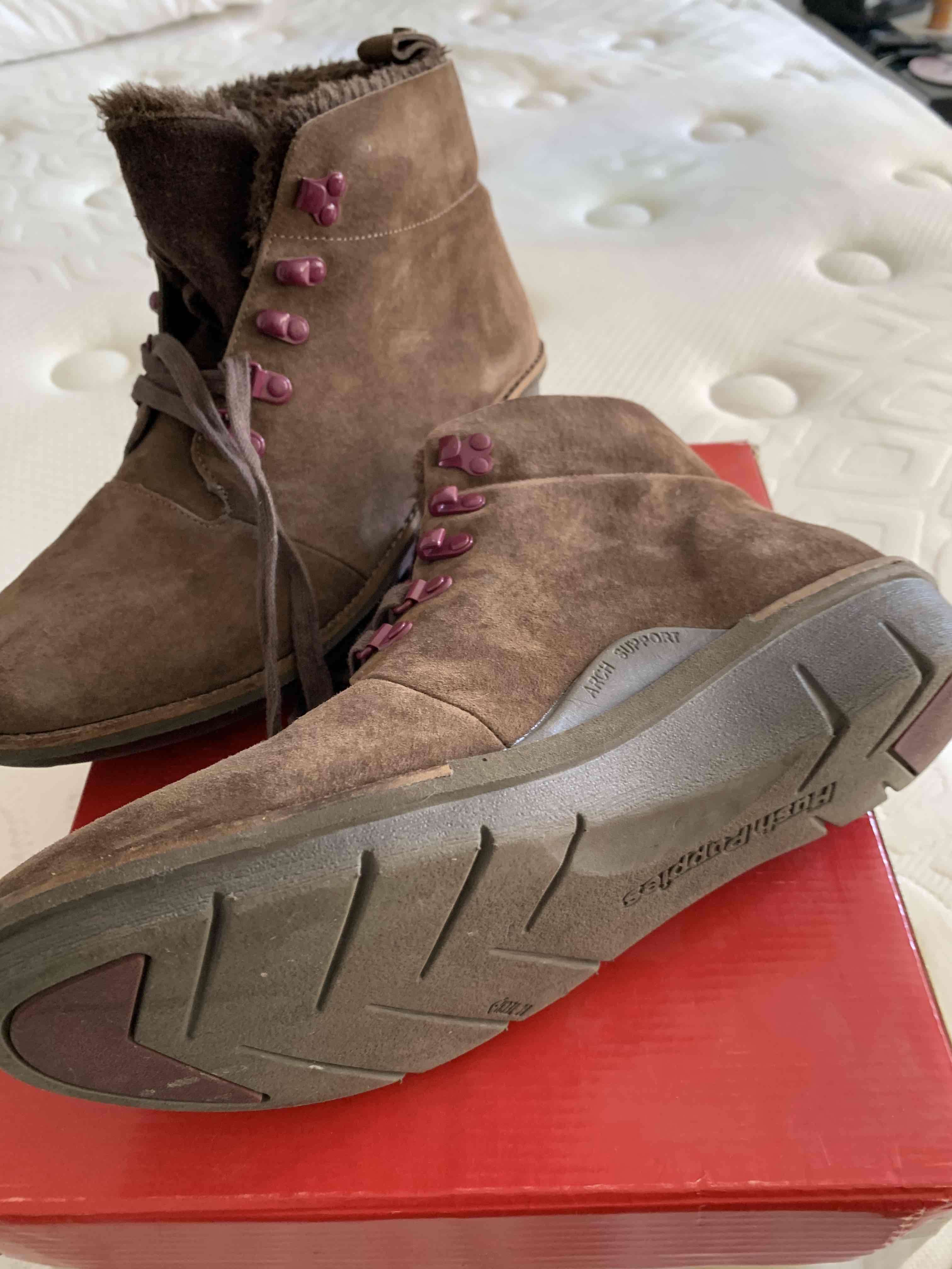 Botas modelo Happiness talla 40 Hush Puppies - miniatura 2