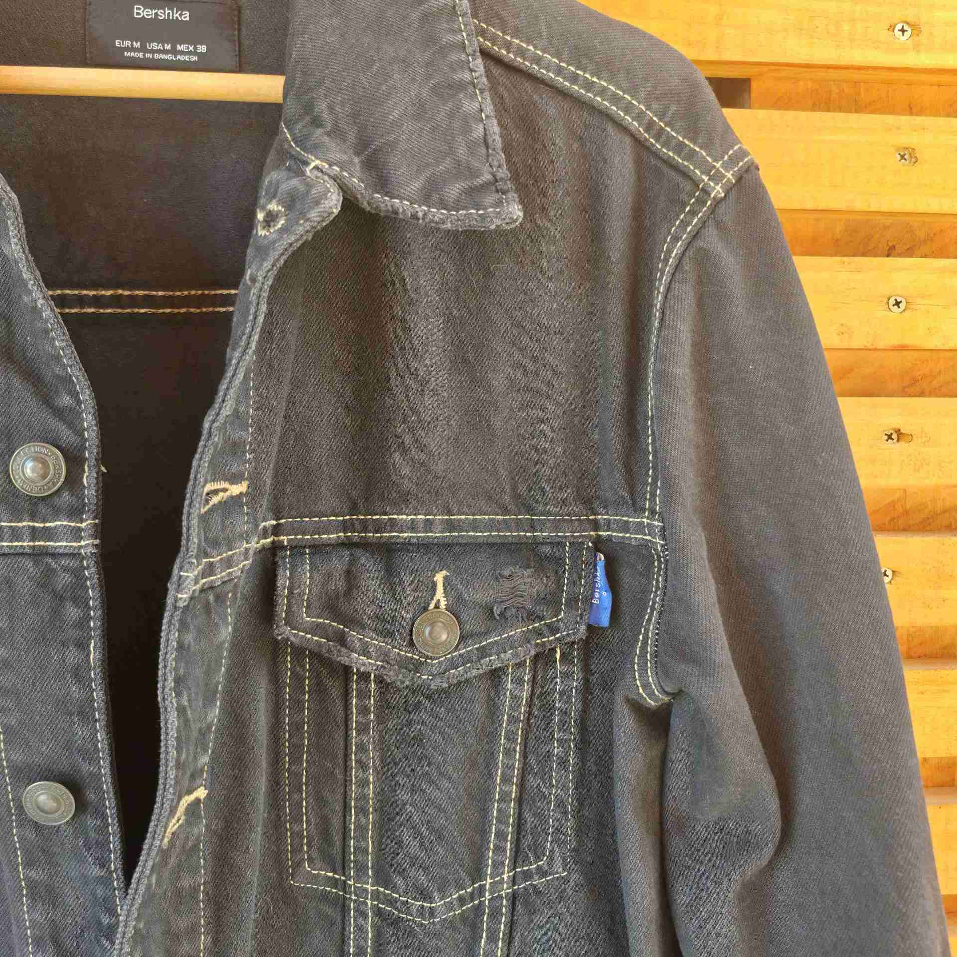 Chaqueta de mezclilla Bershka Unisex - miniatura 2