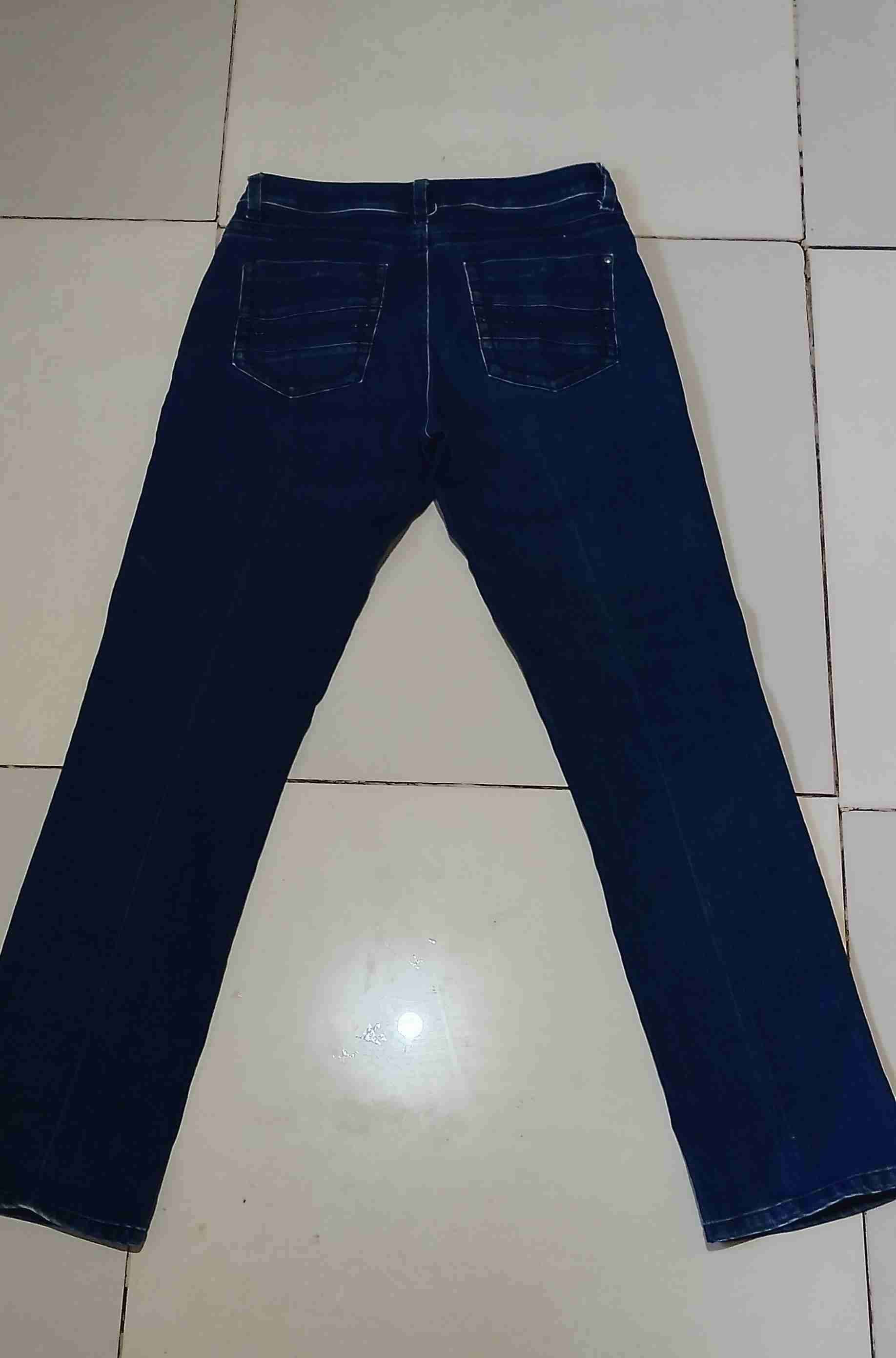 Jeans azules de mujer - miniatura 1