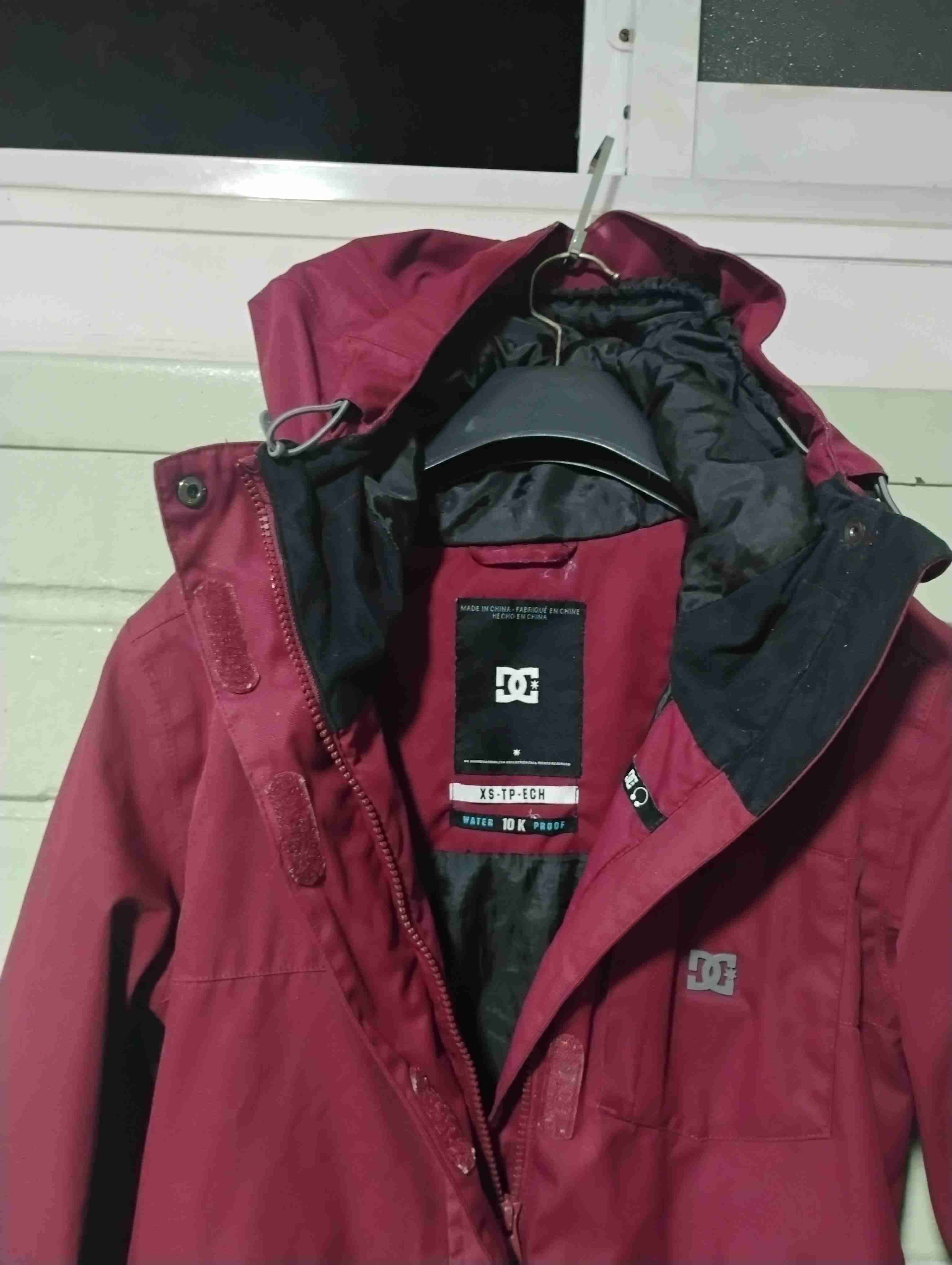 Chaqueta impermeable burdeos - miniatura 1