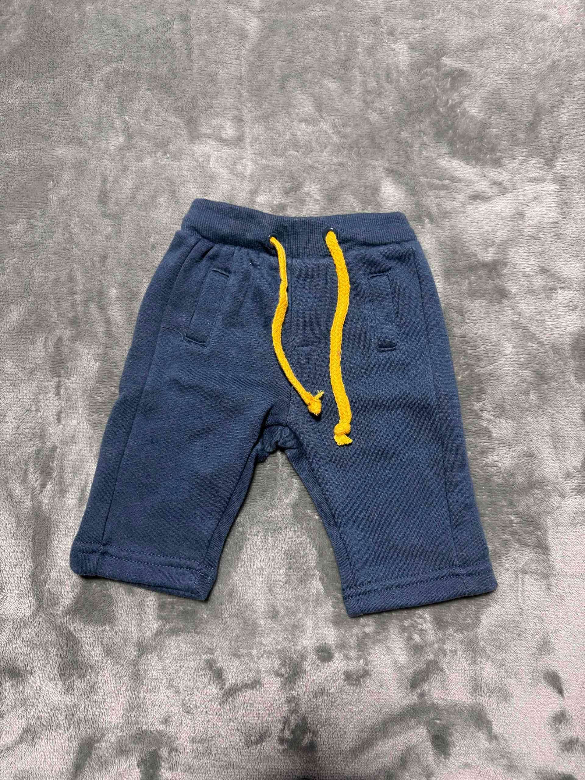 Polerón gris con gorro y diseño vikingo - miniatura 2