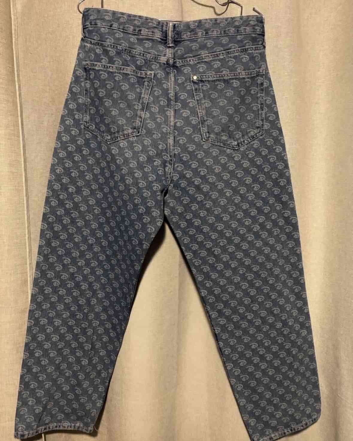 Pantalón H&M x Disney100‼️ - miniatura 2