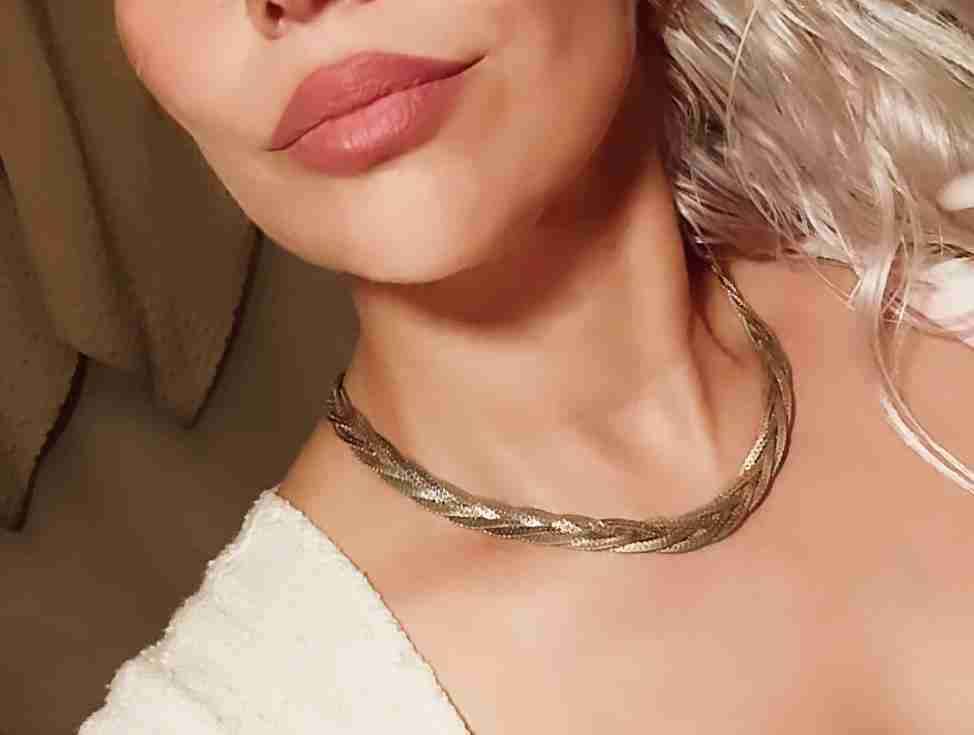 Collar de cadena dorada - miniatura 4