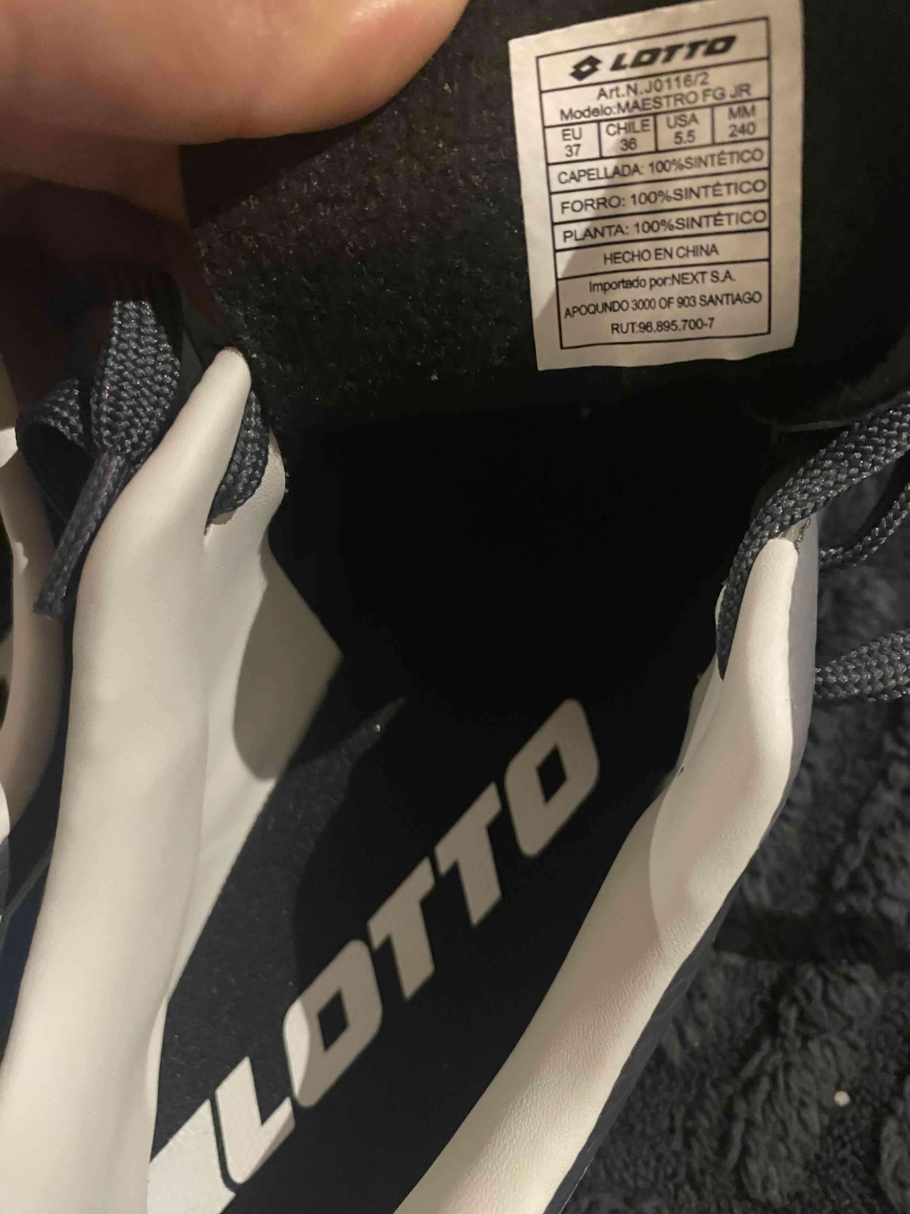 Zapatillas de fútbol Lotto negras - miniatura 2