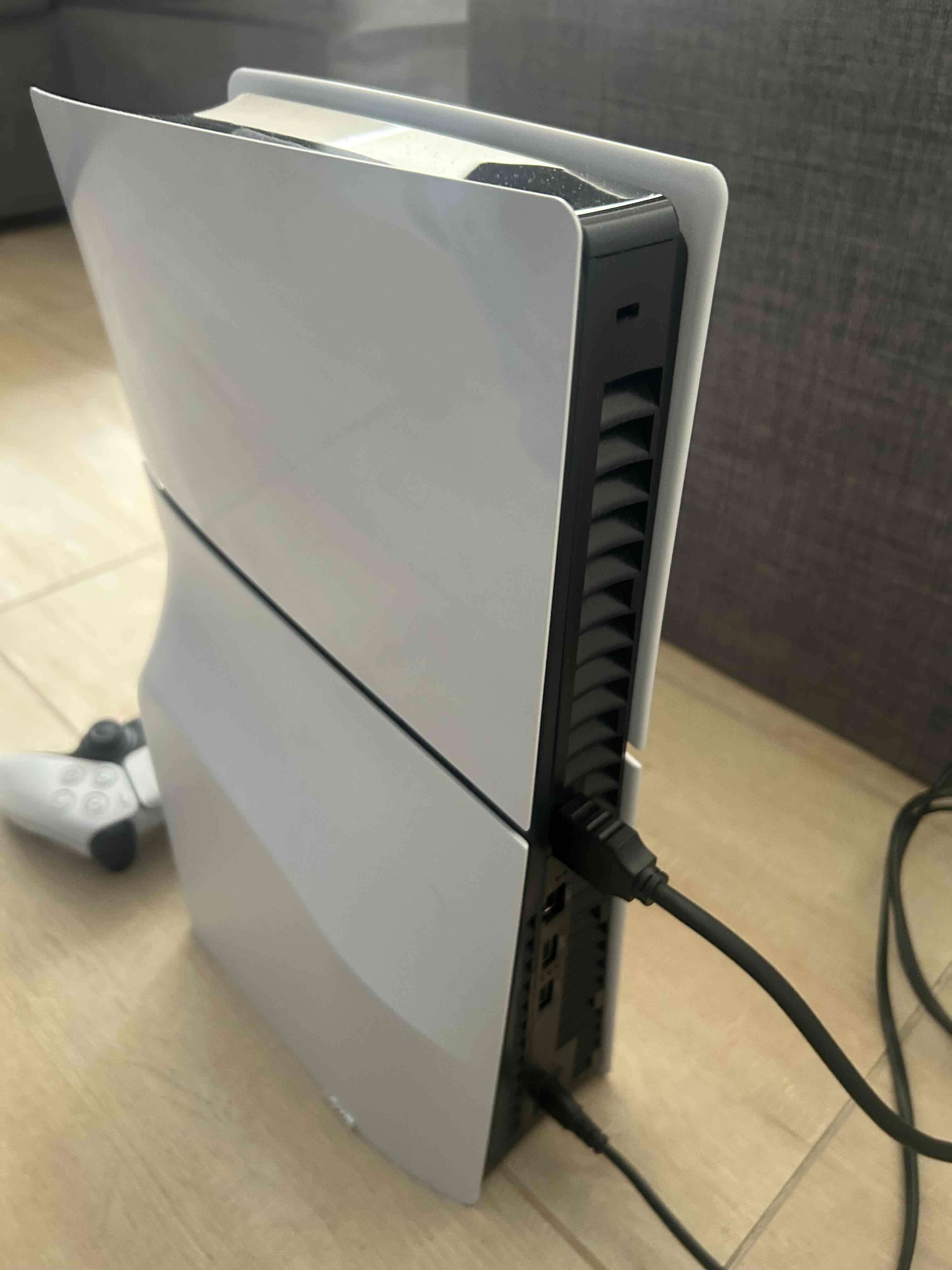 PlayStation 5 con juegos incluidos - miniatura 2