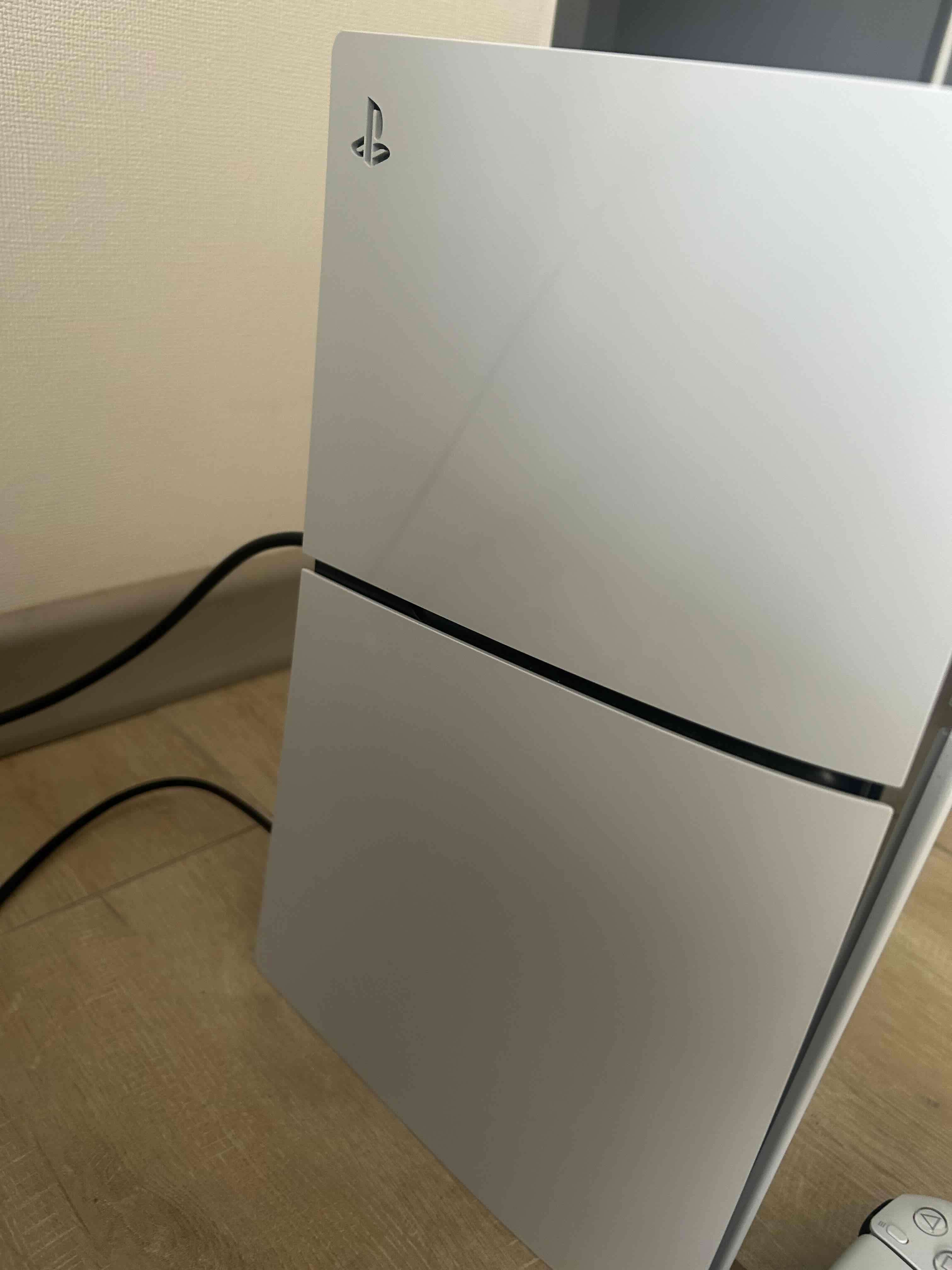 PlayStation 5 con juegos incluidos - miniatura 5