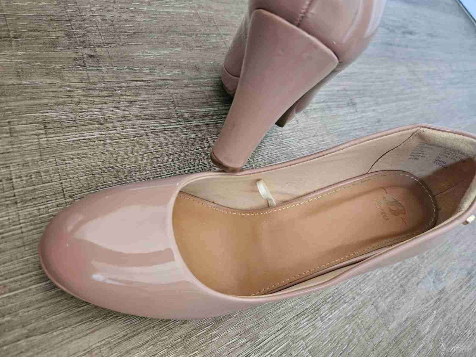 Zapatos de taco alto rosa palo