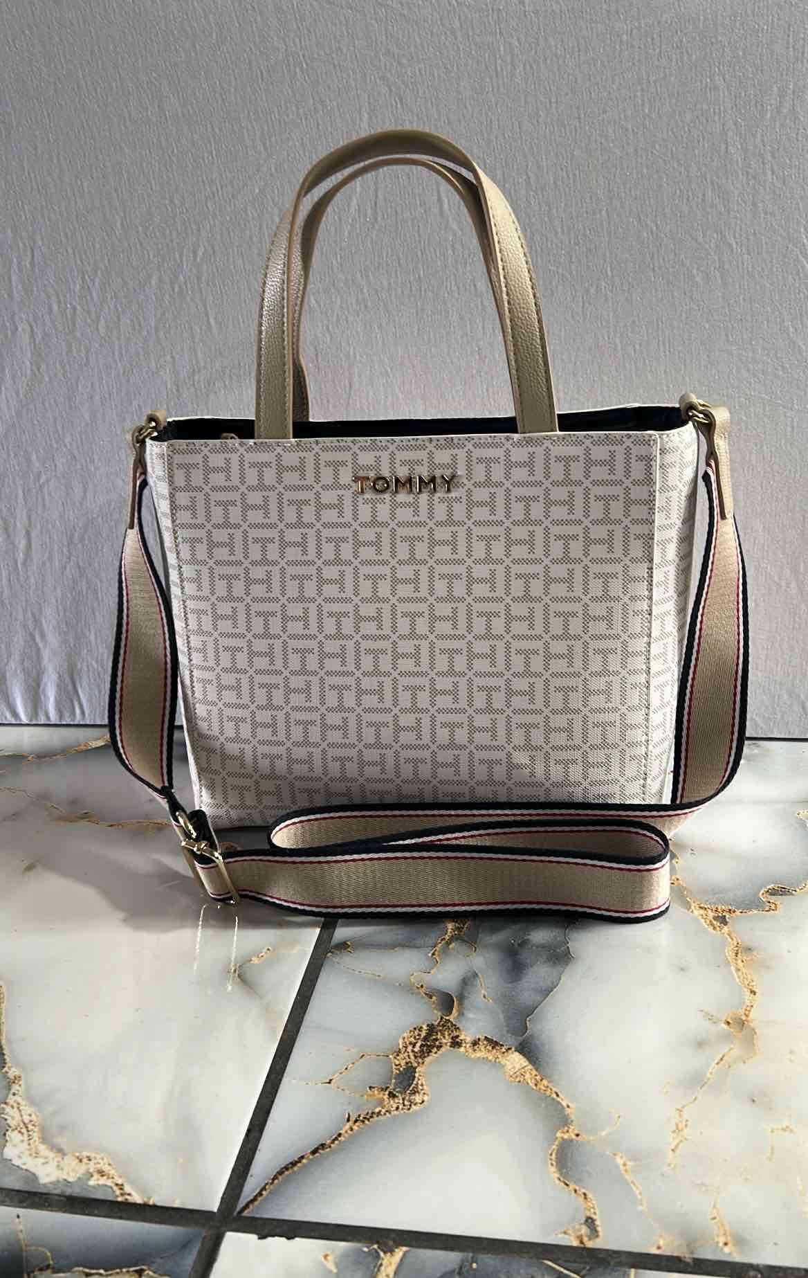 Bolso Tommy Hilfiger beige