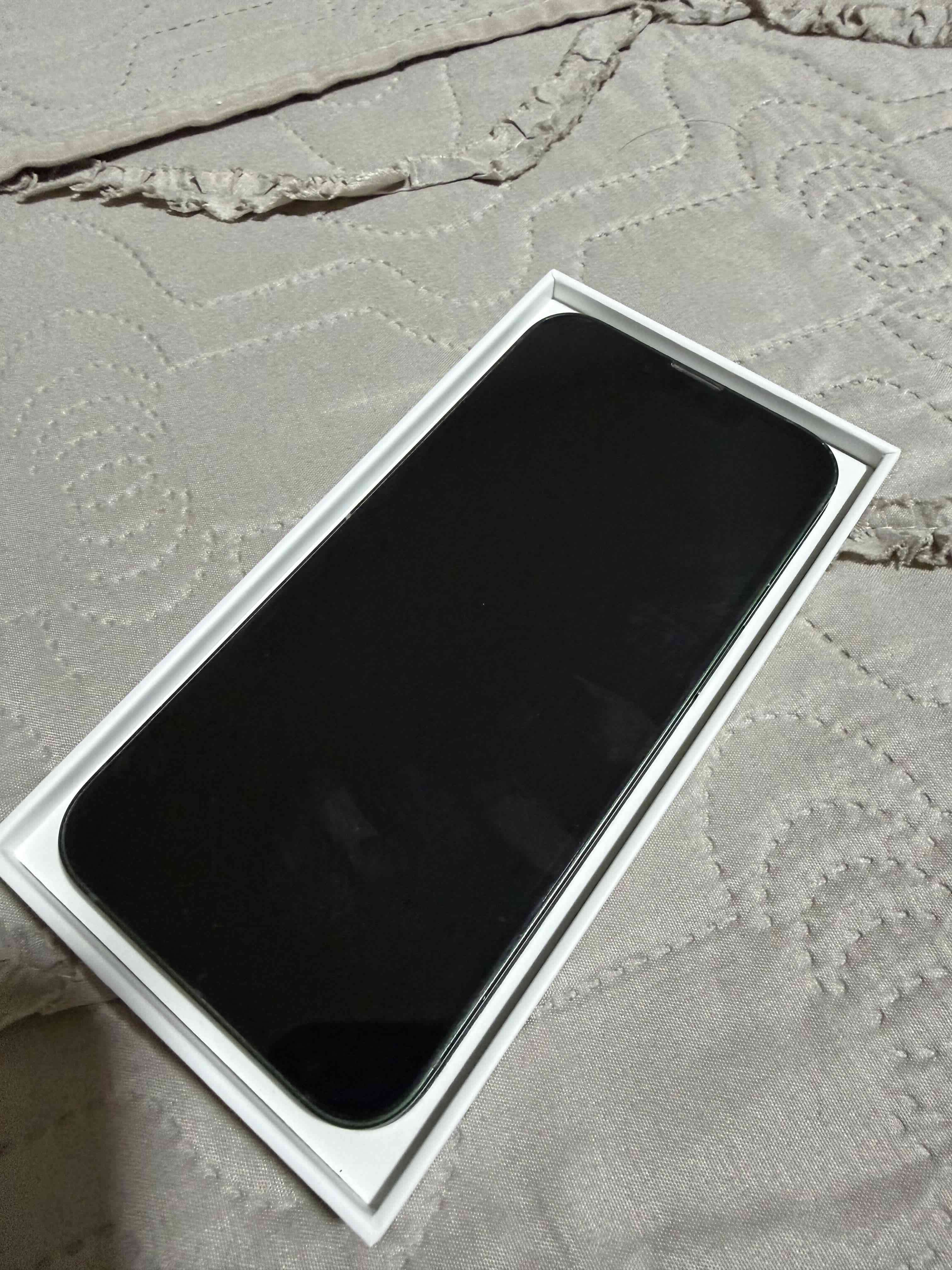 iPhone13 128gb verde con caja - miniatura 2