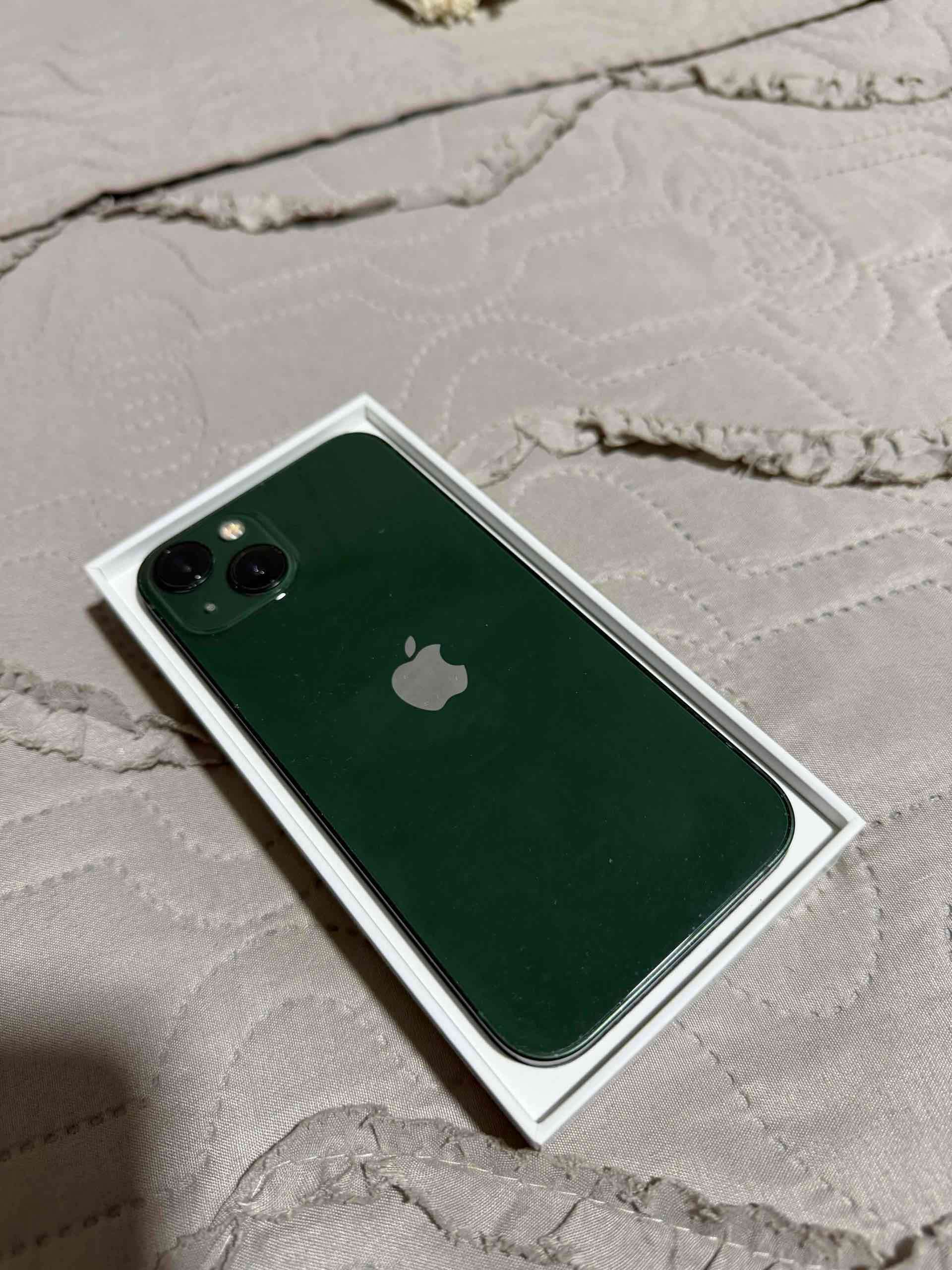iPhone13 128gb verde con caja - miniatura 3