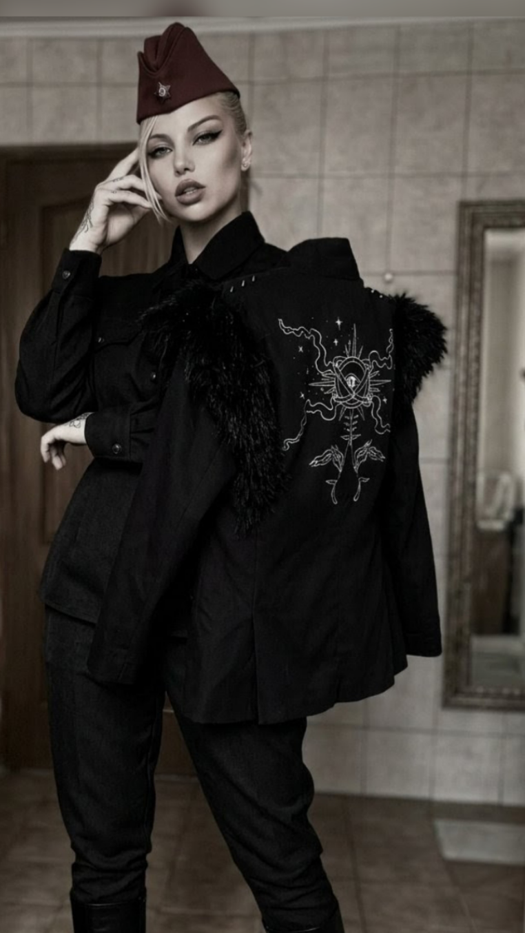 Poleras pintadas a mano - miniatura 4