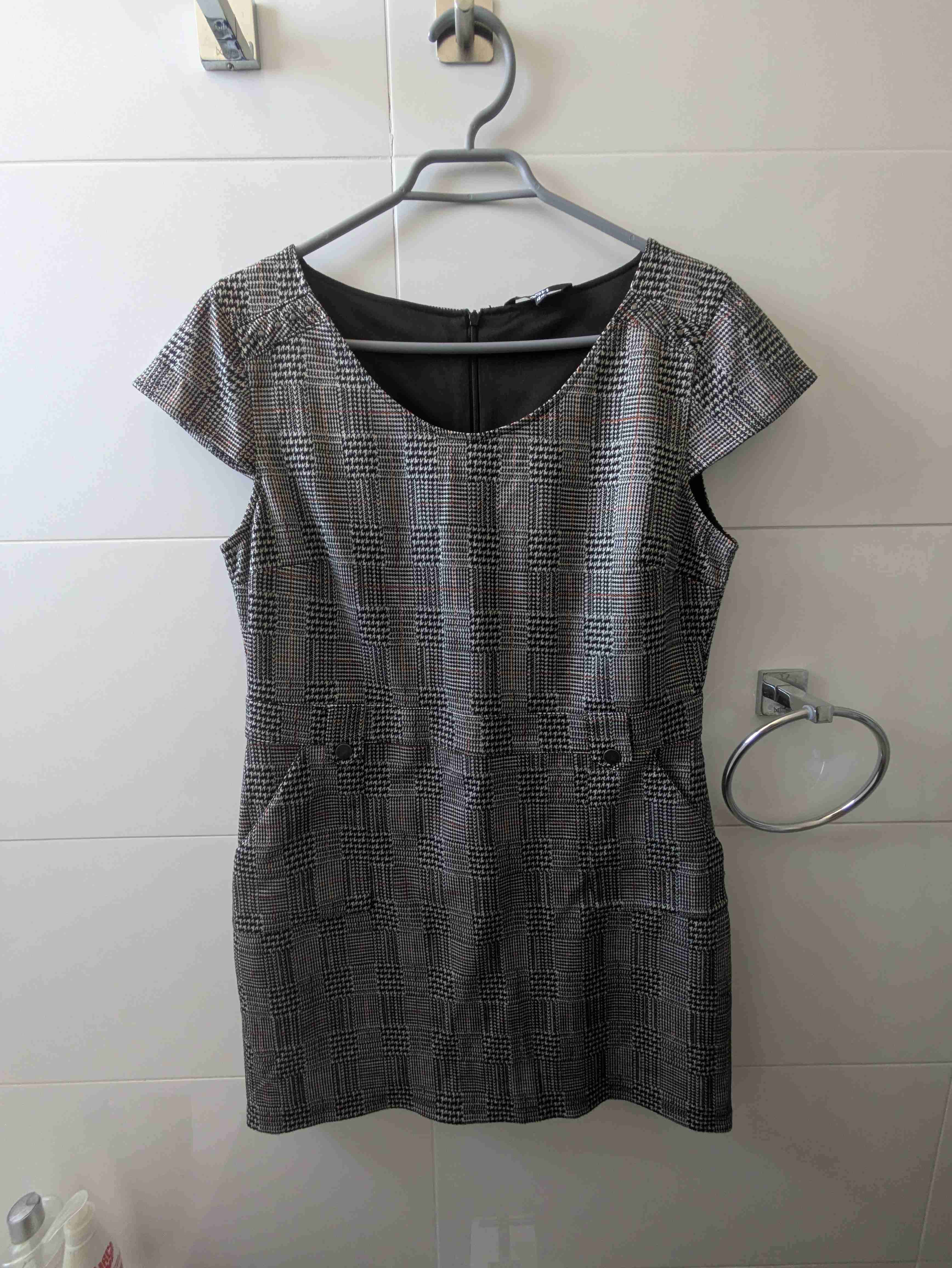 Vestido a cuadros gris - miniatura 1