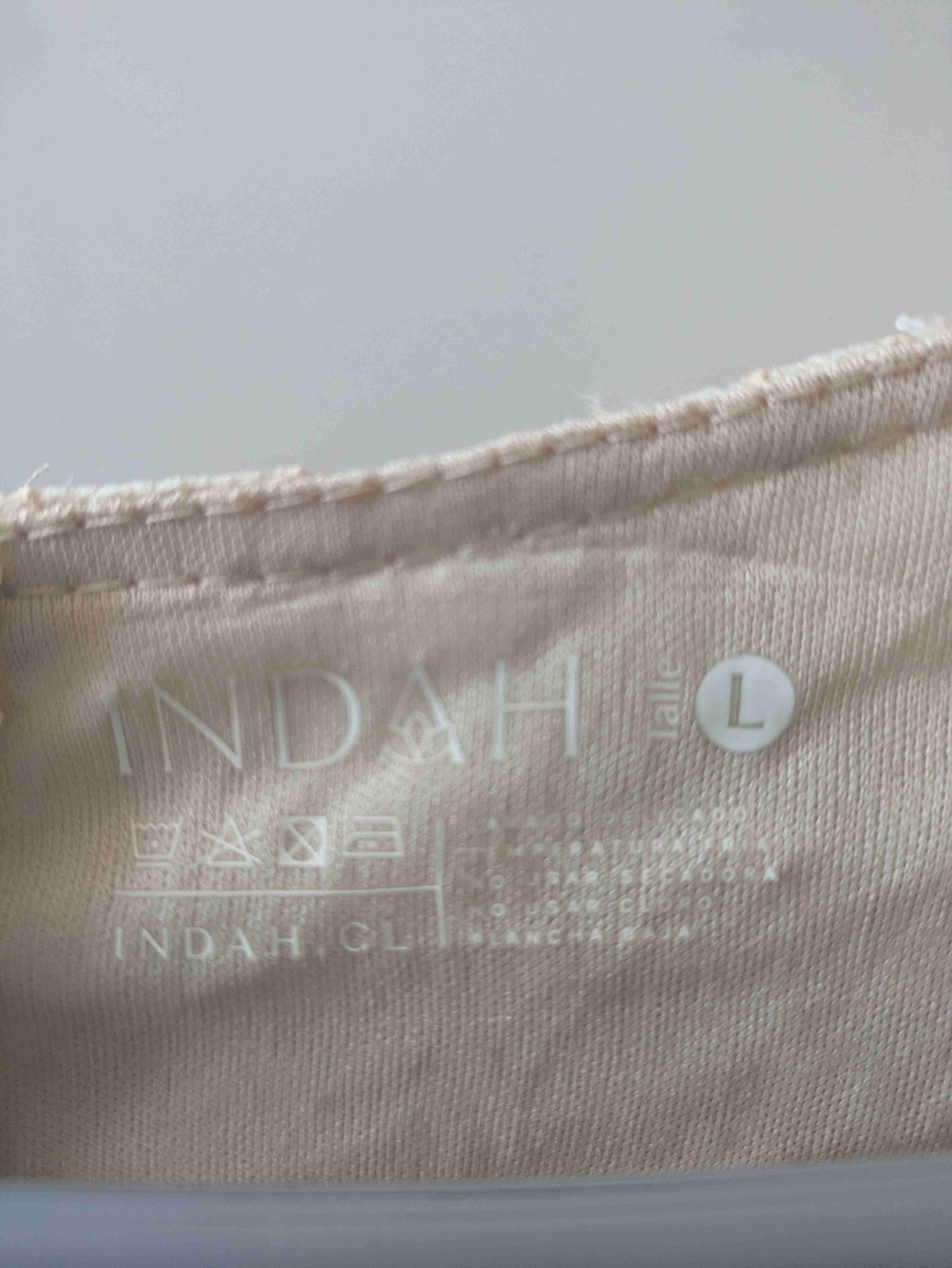 Vestido de encaje beige floral - miniatura 3