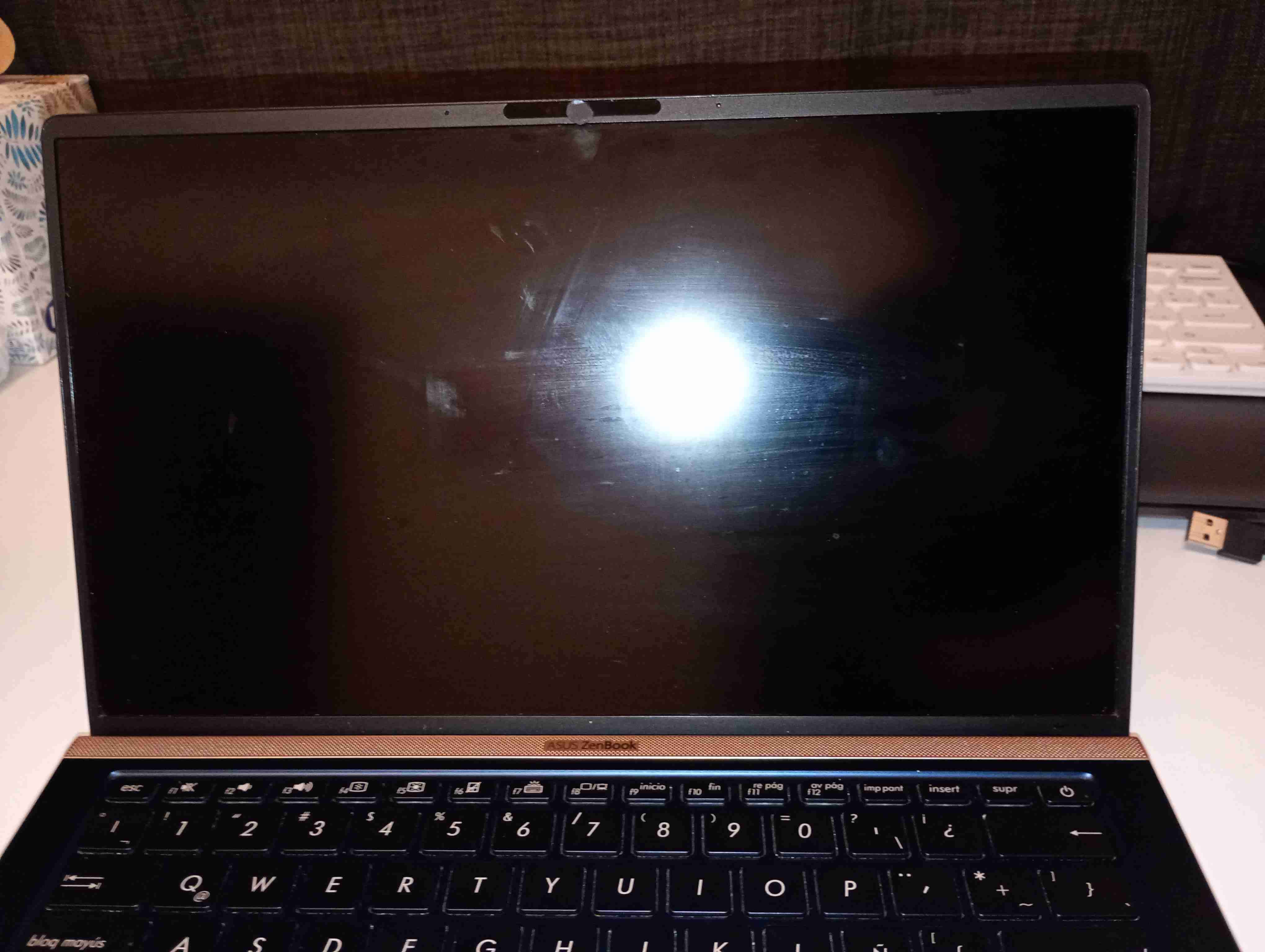 Notebook ASUS ZenBook 14 - miniatura 4