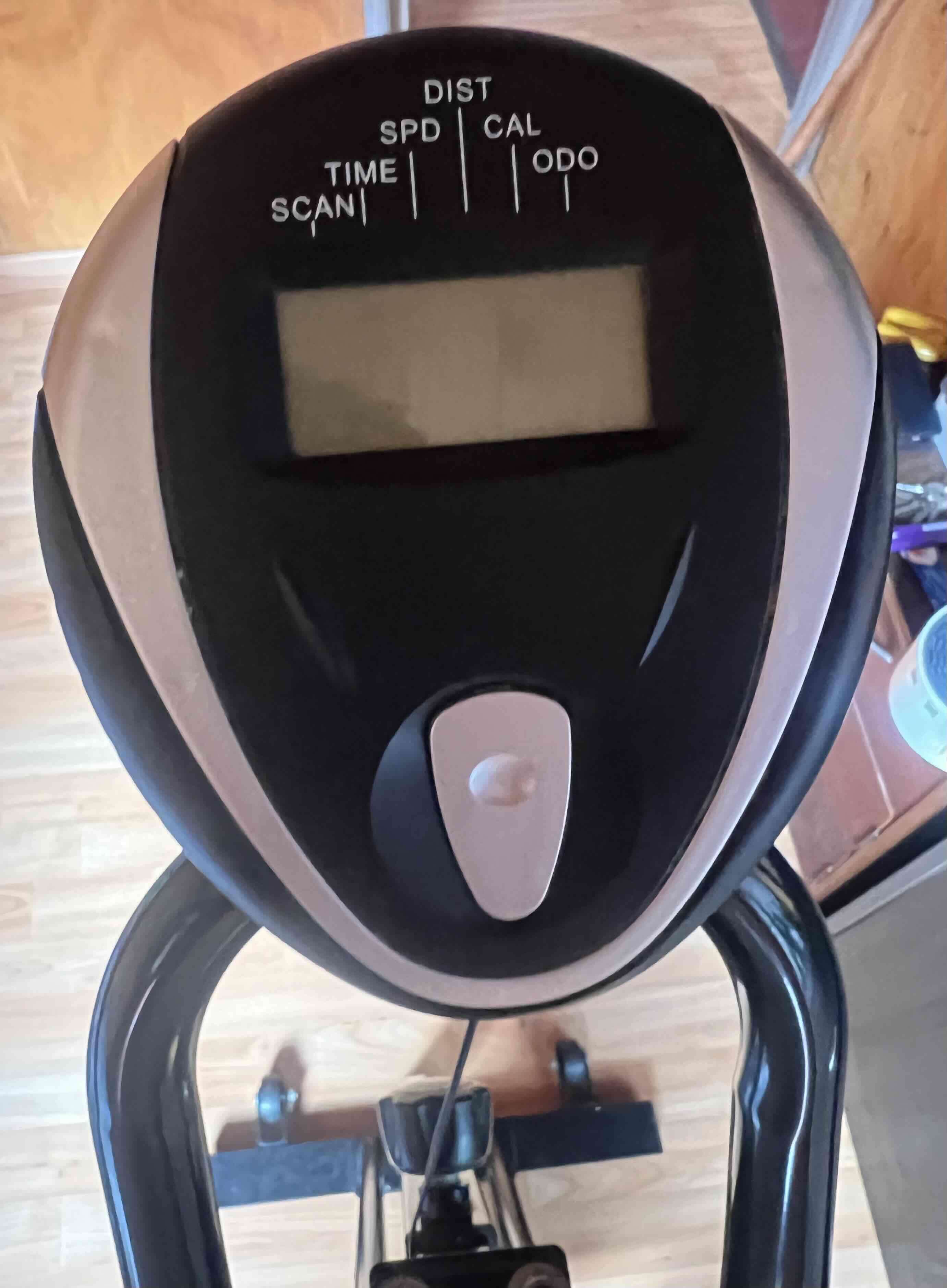 Bicicleta estática negra y roja - miniatura 4