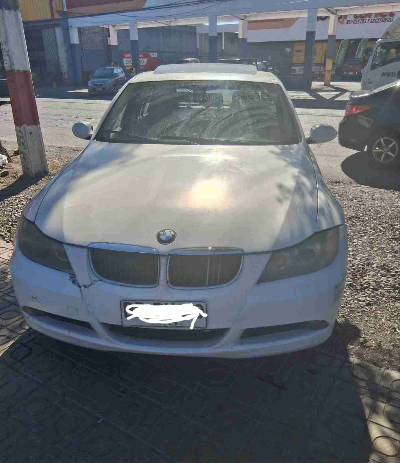 Auto BMW - miniatura 1