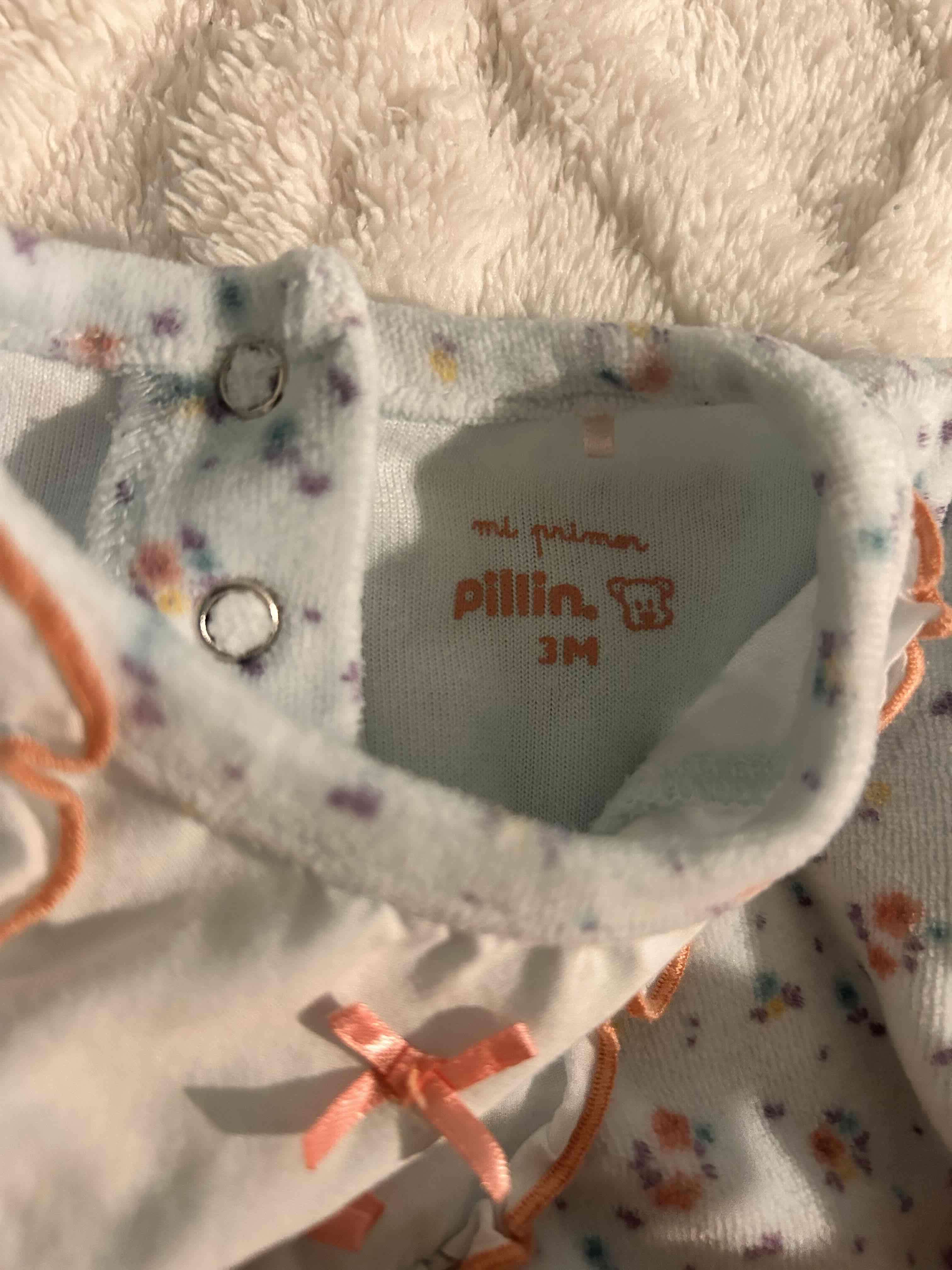 Conjunto ropa de bebé con estampado - miniatura 2