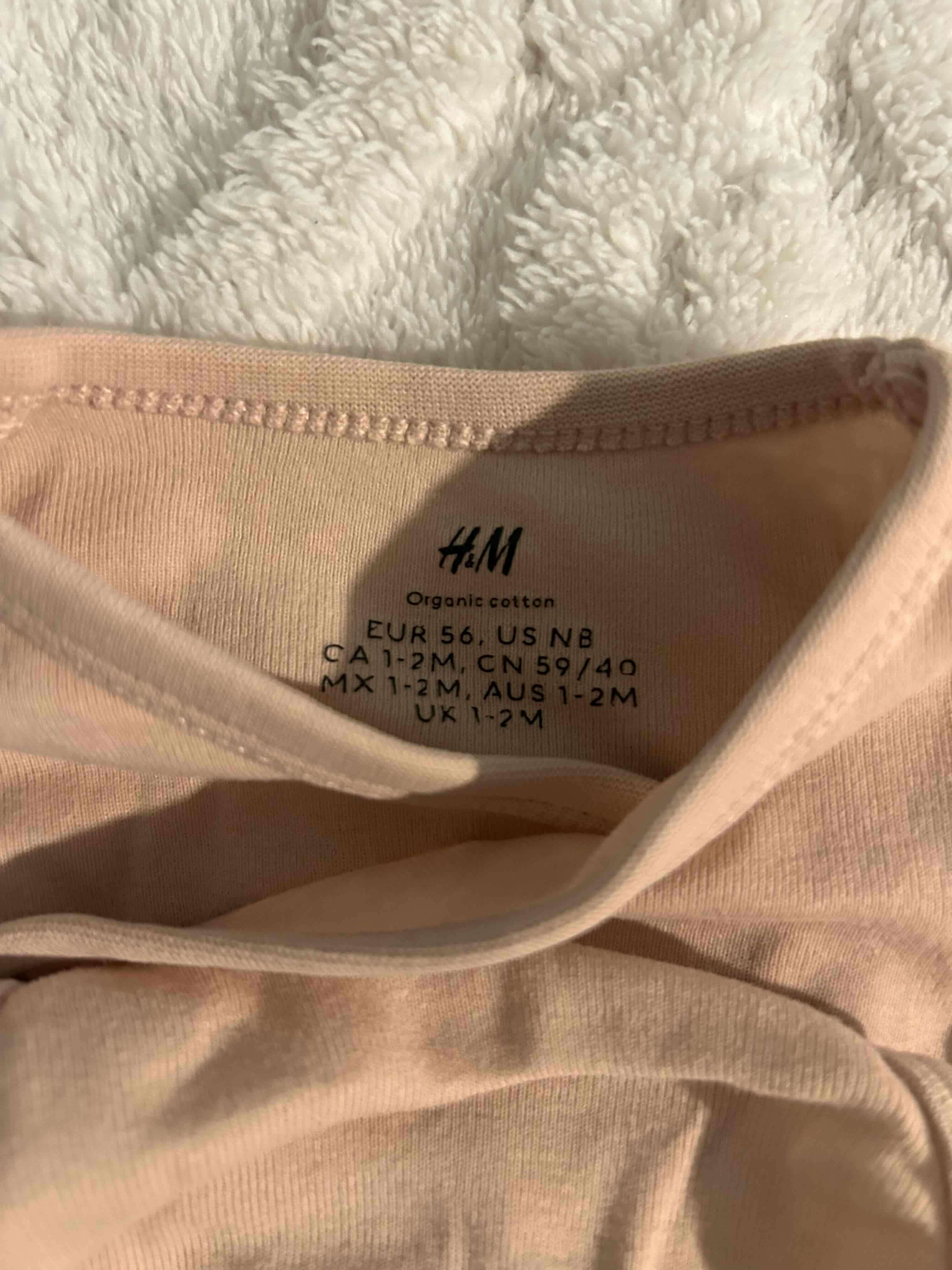 Conjunto de ropa bebé color rosa pálido - miniatura 4