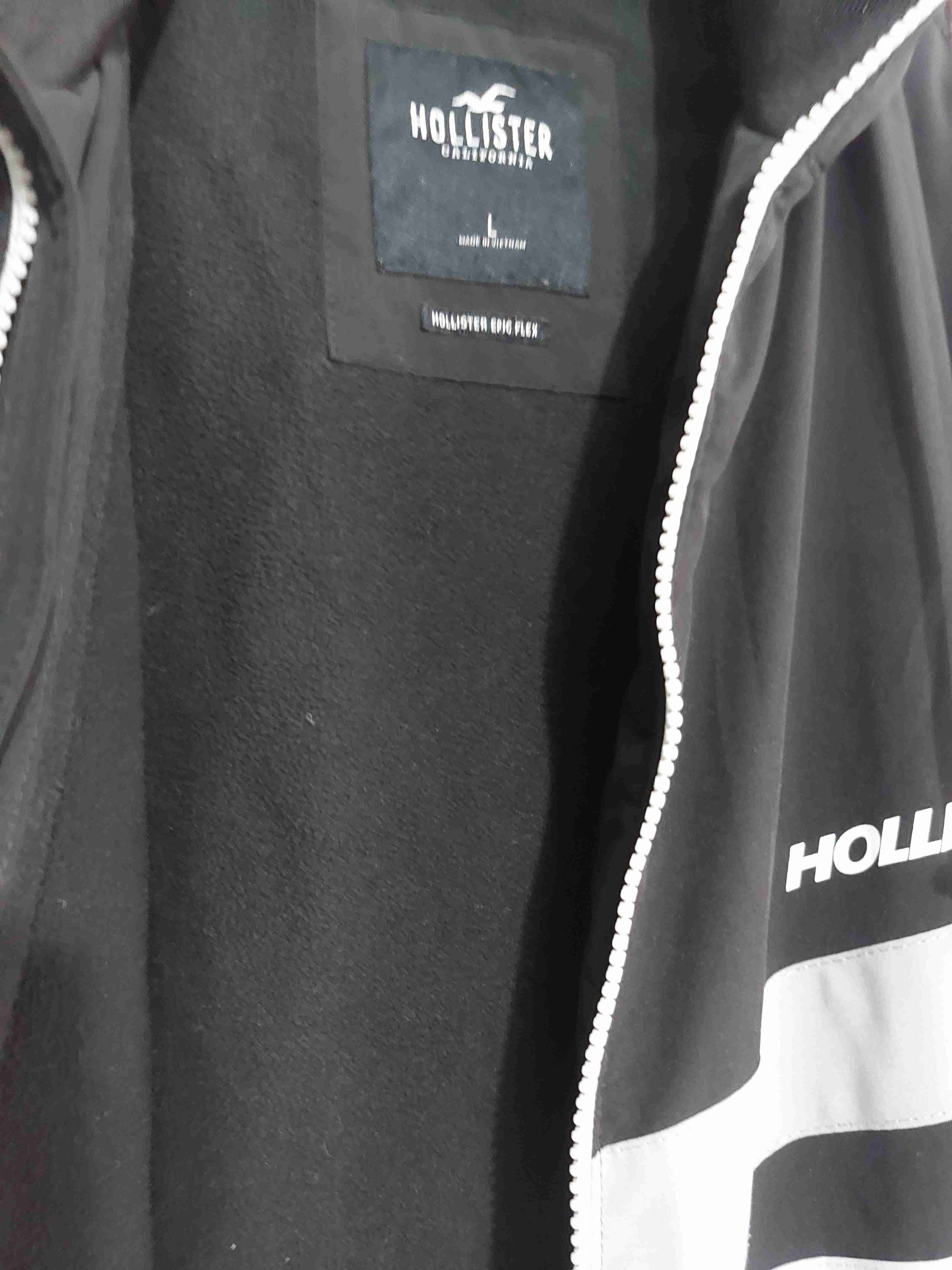 Polerón negro Hollister con rayas - miniatura 2