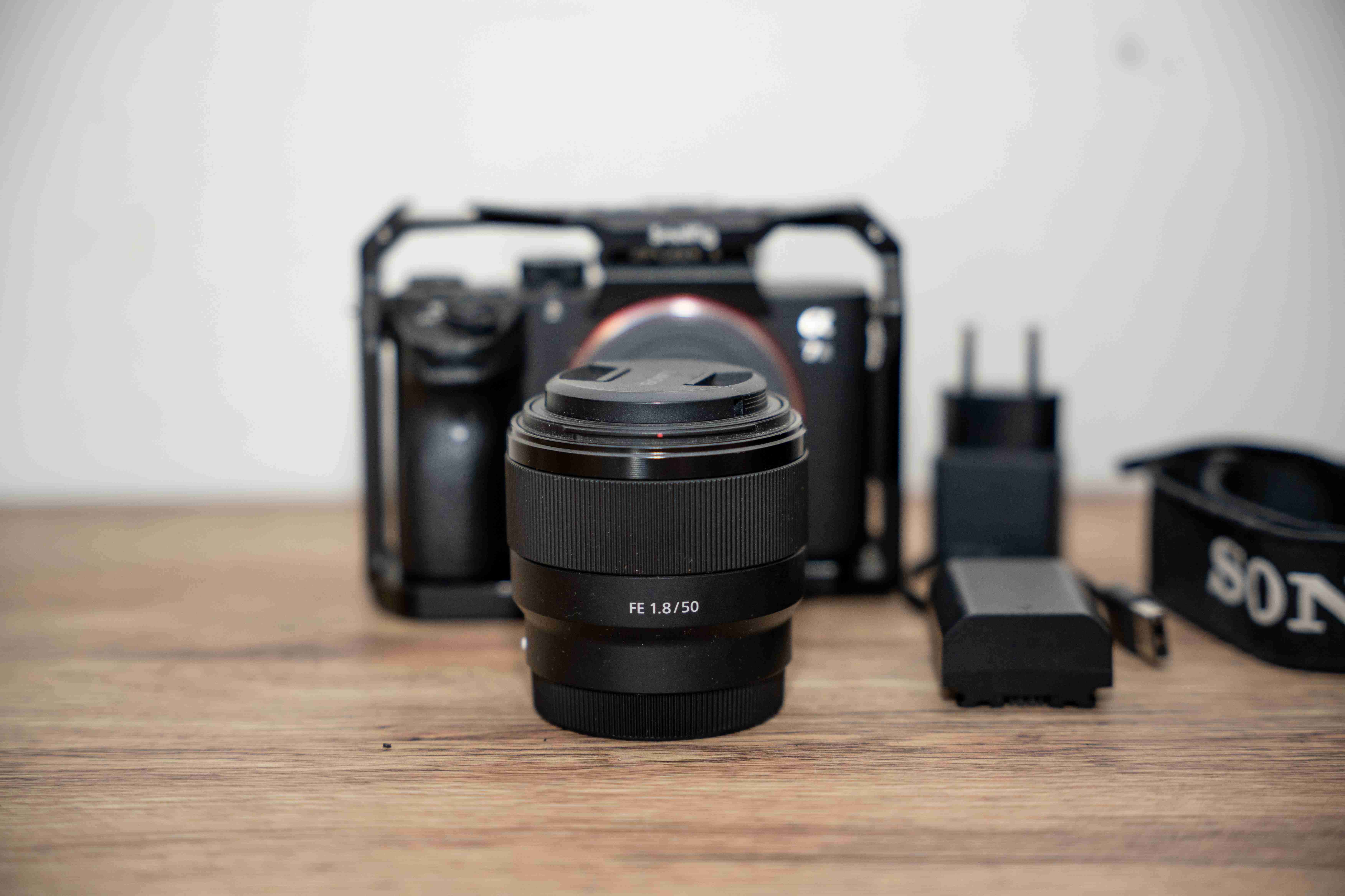 Cámara Sony A7 III con carcasa - miniatura 3