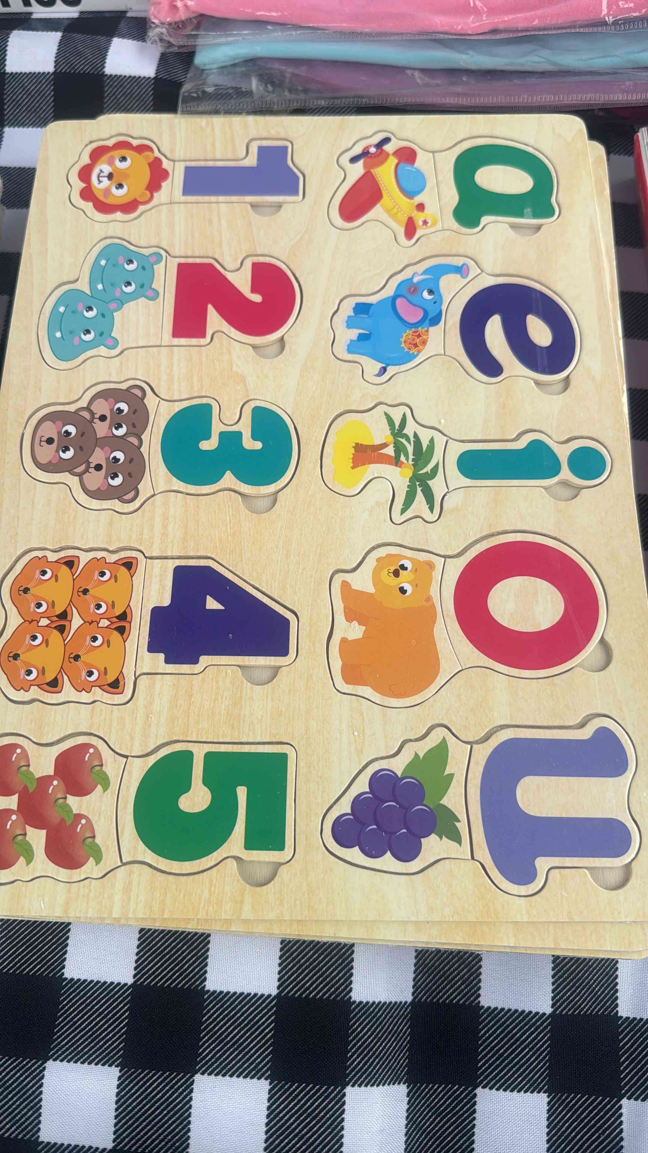 Rompecabezas educativo de madera