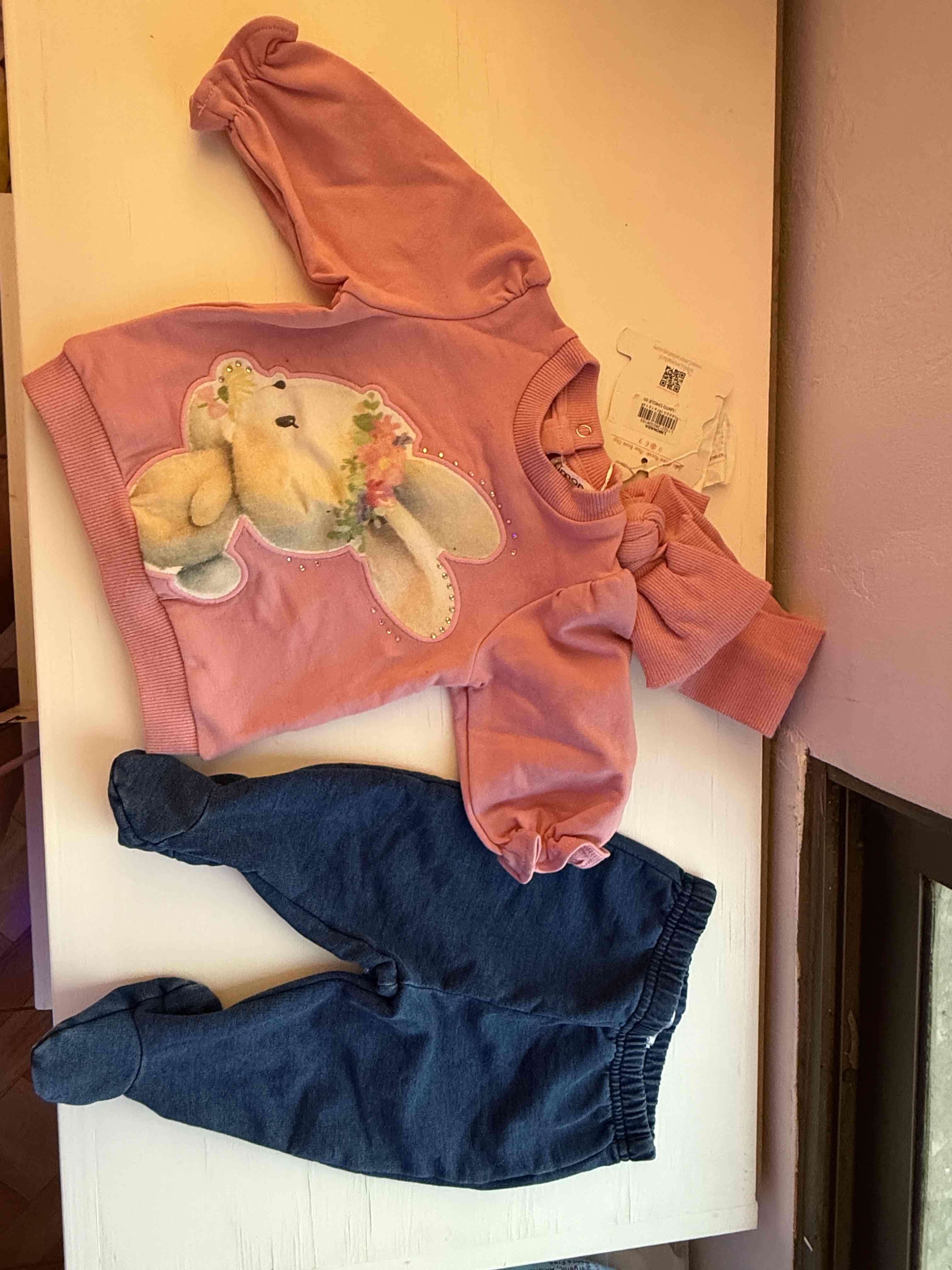 Conjunto bebé rosa con conejo Limonada