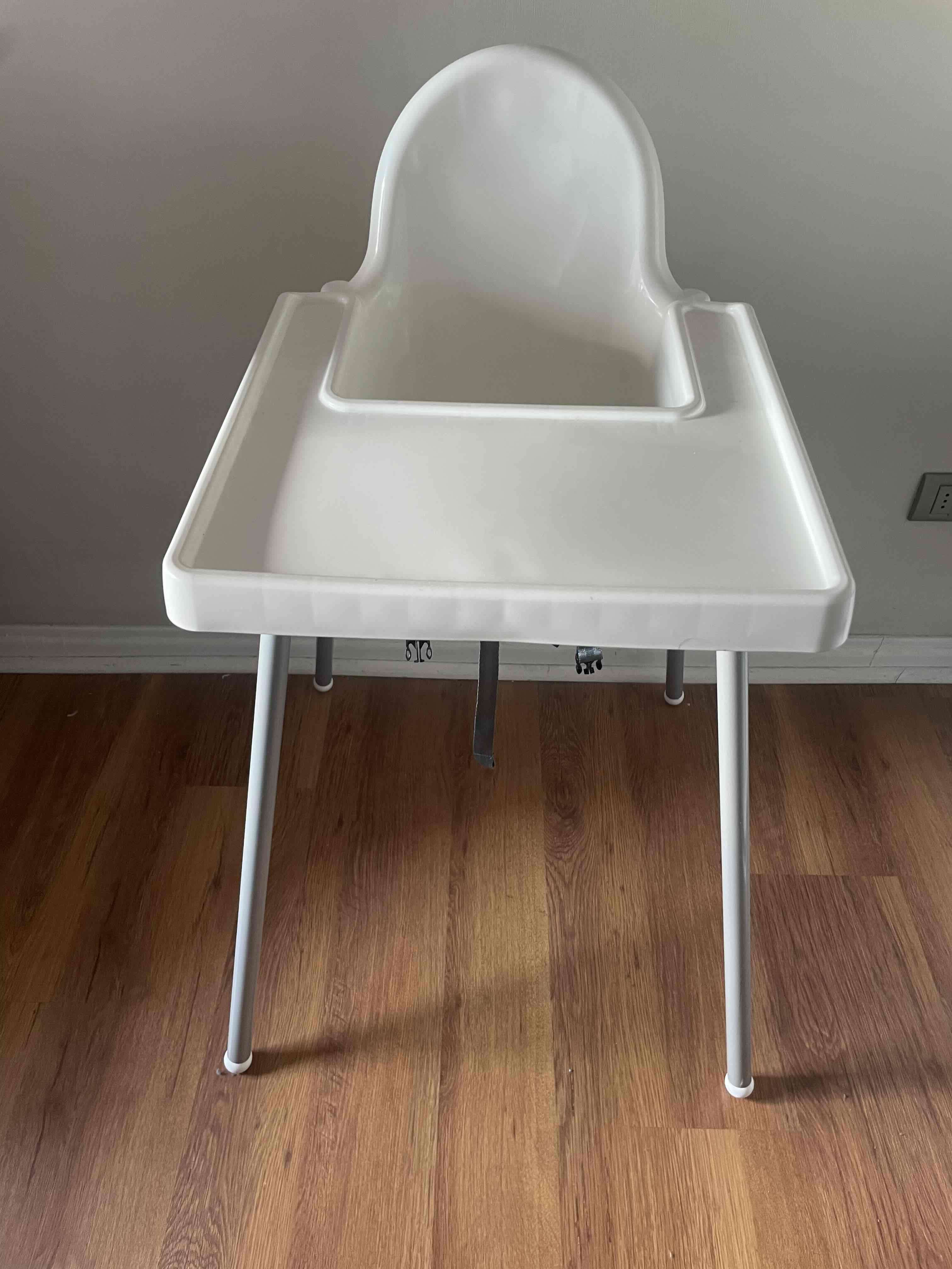 Silla alta para bebé blanca - miniatura 1